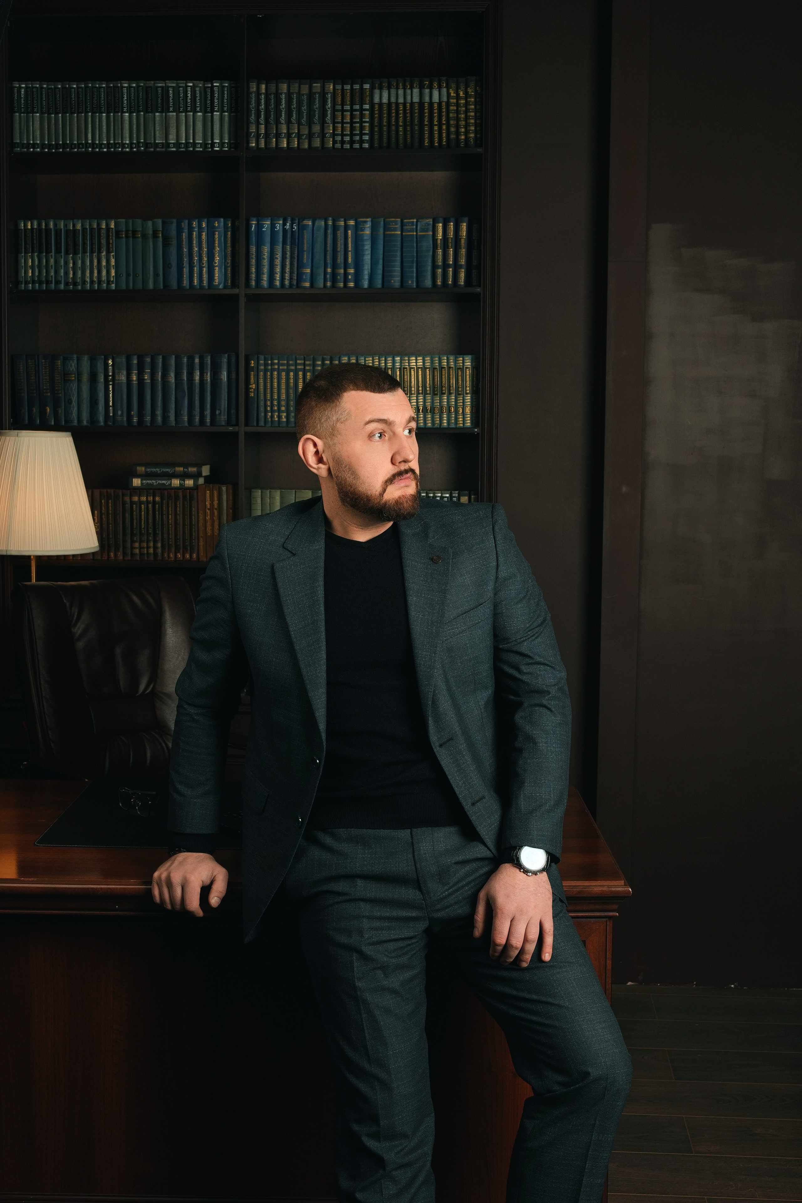 Бизнес-портрет в Новосибирске | Фотосессия для руководителей | MIGDA PHOTO. Фотограф в Новосибирске для свадеб, репортажа и бизнеса| MIGDA PHOTO