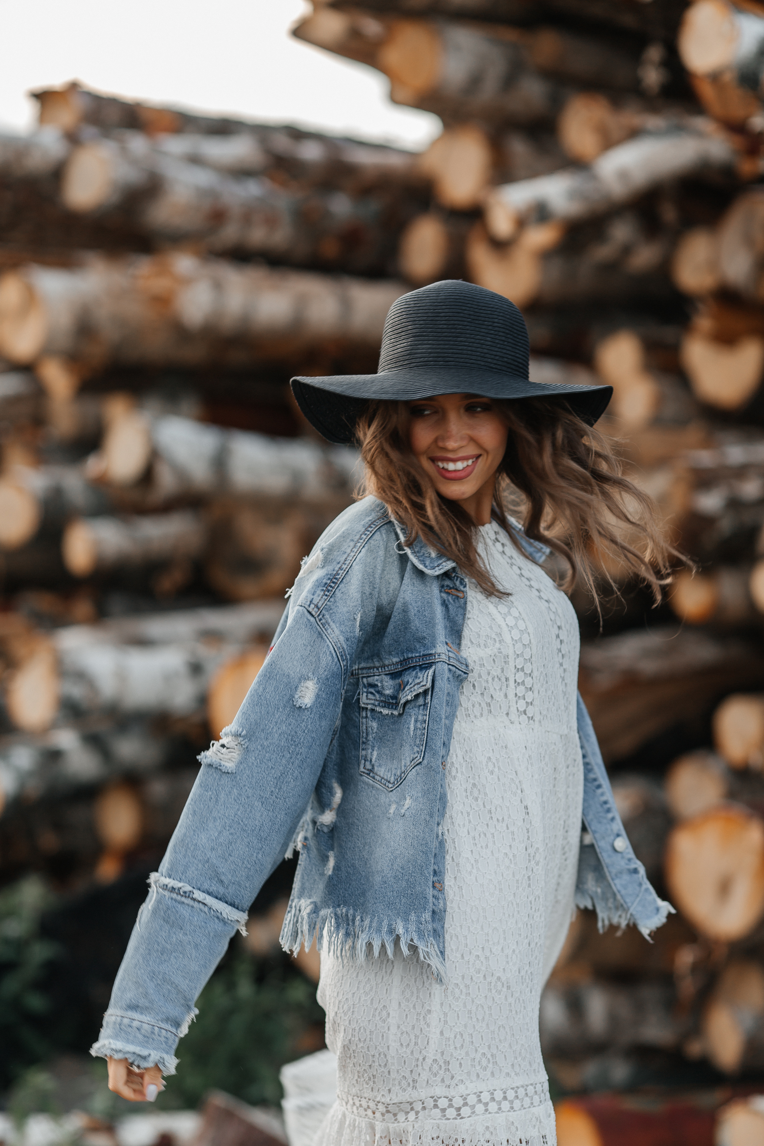 Sunset on the grass / Love story 30.06.2019. Воркшопы для фотографов в Москве и по всей России