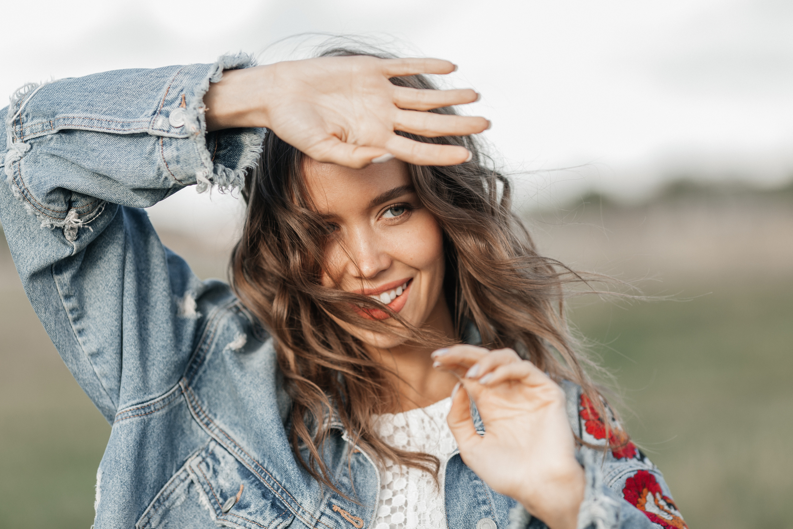 Sunset on the grass / Love story 30.06.2019. Воркшопы для фотографов в Москве и по всей России