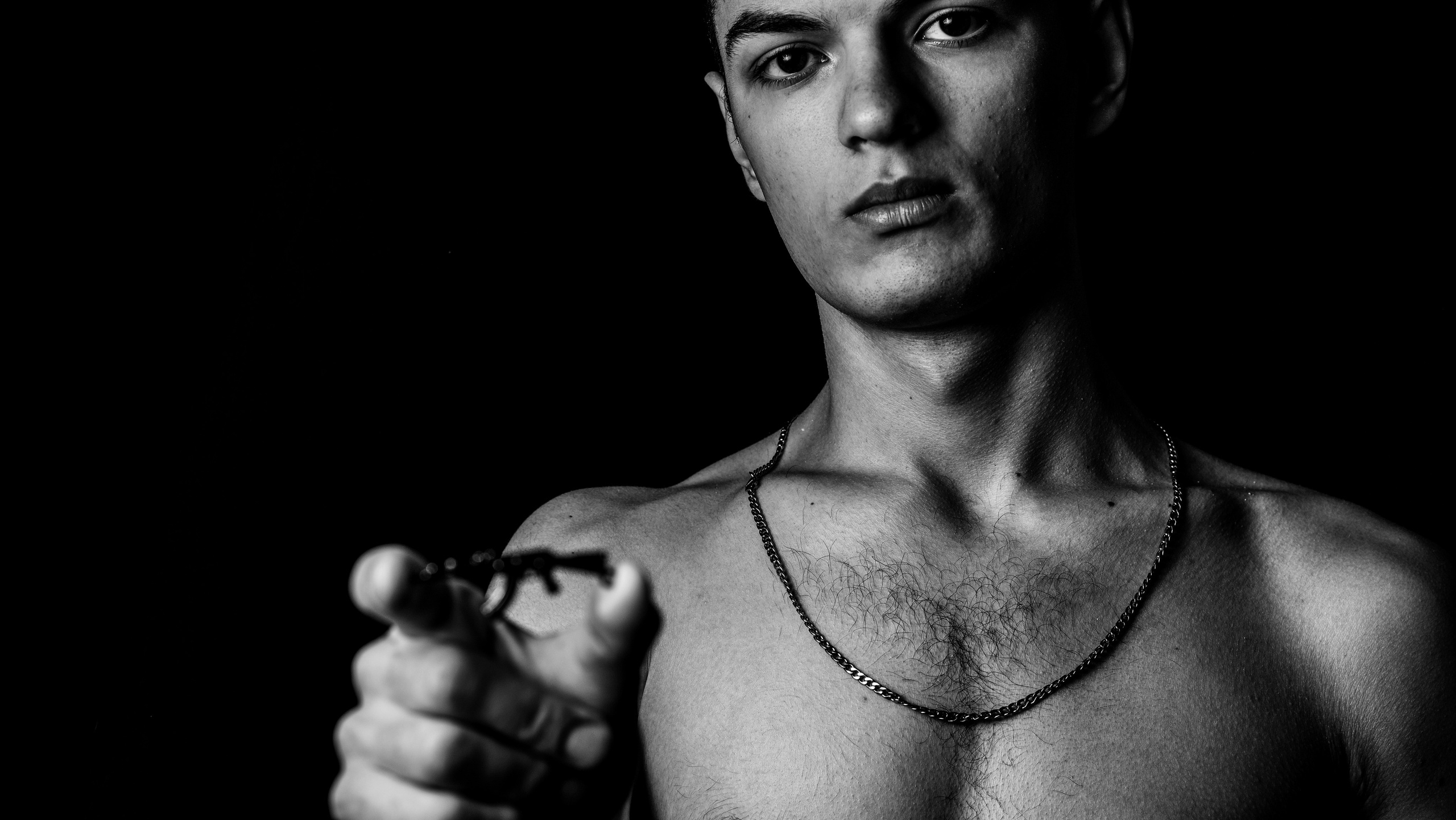 Белое и черное. Фото-видео студия Владимира Разумова RazumovFilms