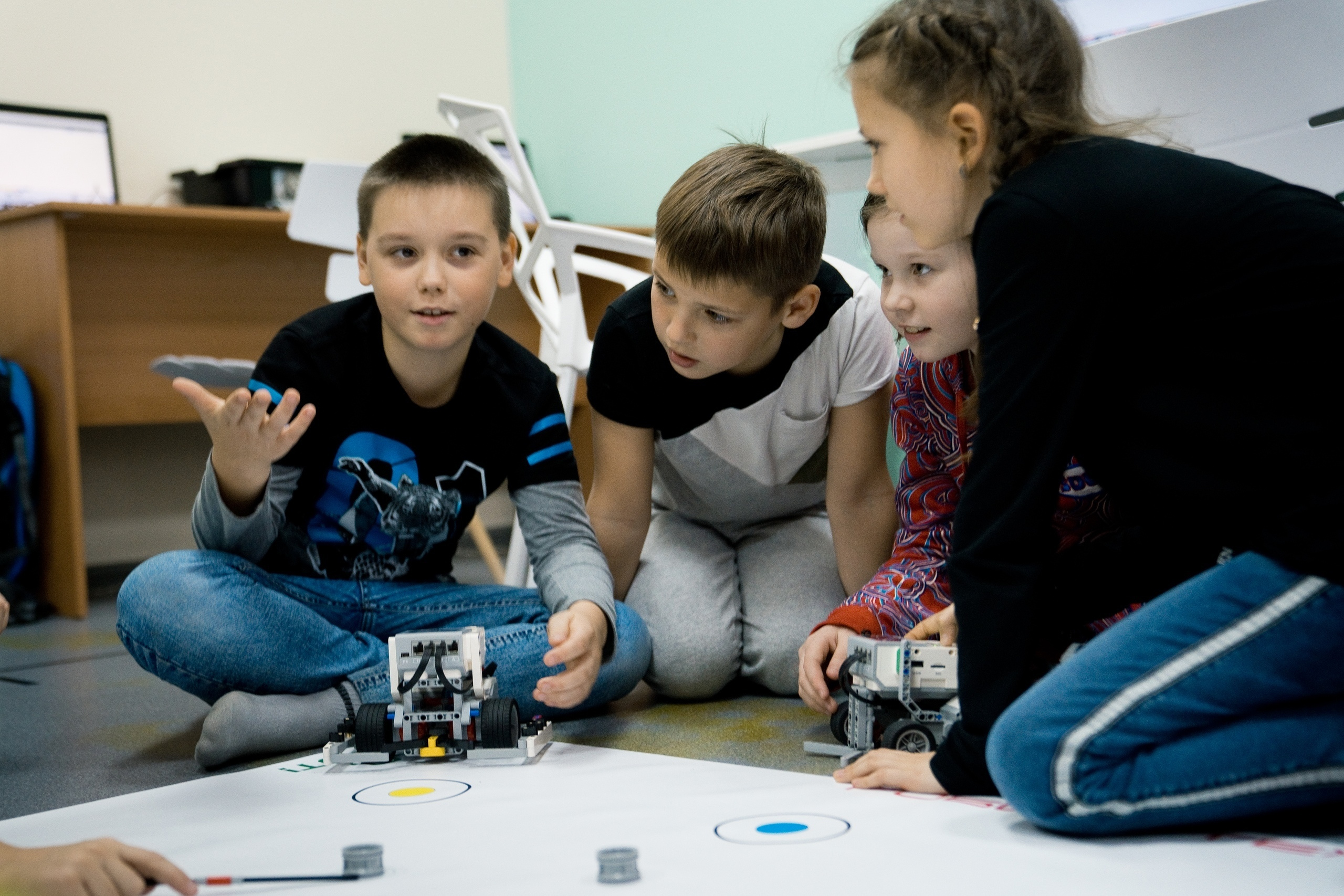 05.12 | Профильная смена по направлению «Робототехника». Репортажный фотограф Света Асадчая