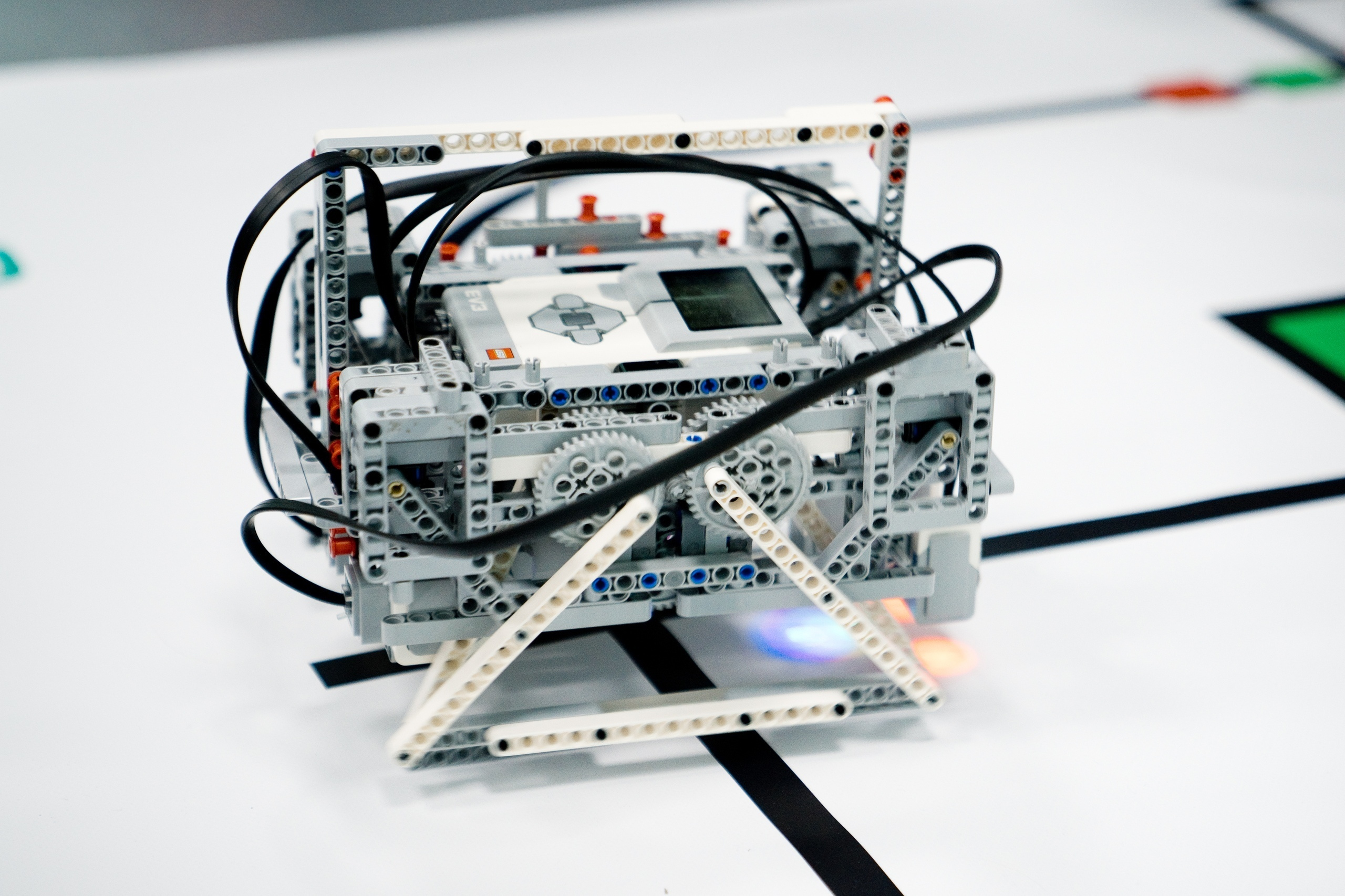 05.12 | Профильная смена по направлению «Робототехника». Репортажный фотограф Света Асадчая