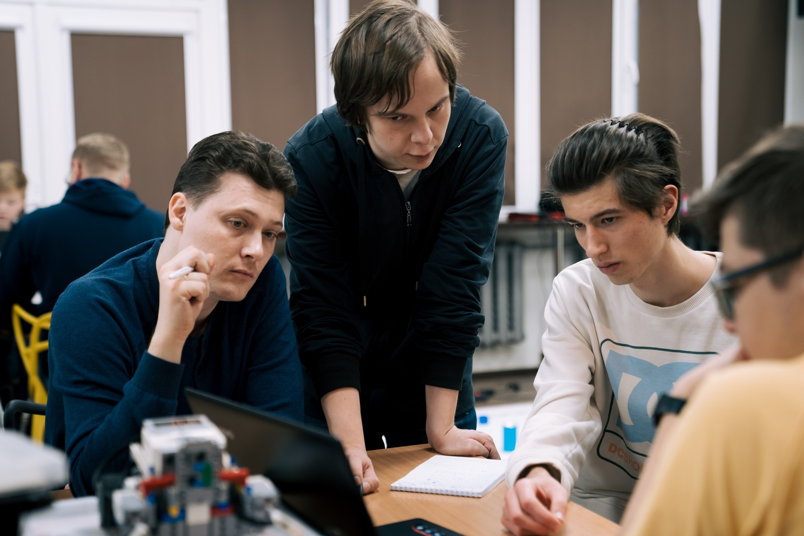 05.12 | Профильная смена по направлению «Робототехника». Репортажный фотограф Света Асадчая