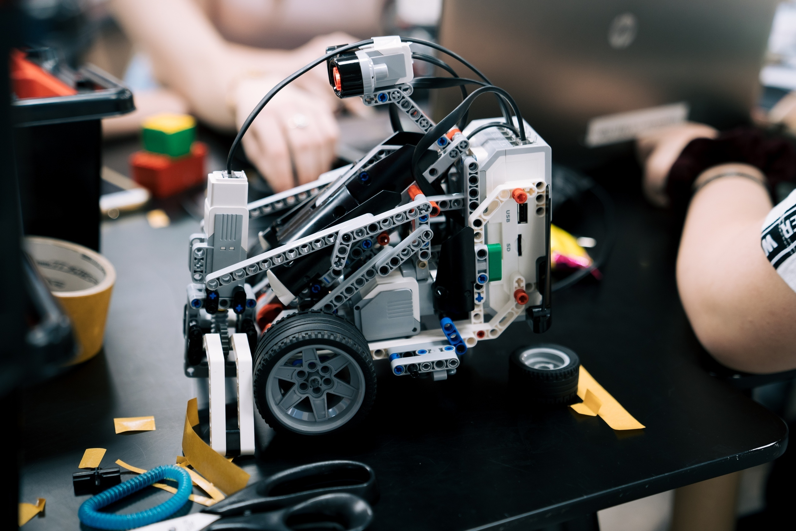 05.12 | Профильная смена по направлению «Робототехника». Репортажный фотограф Света Асадчая