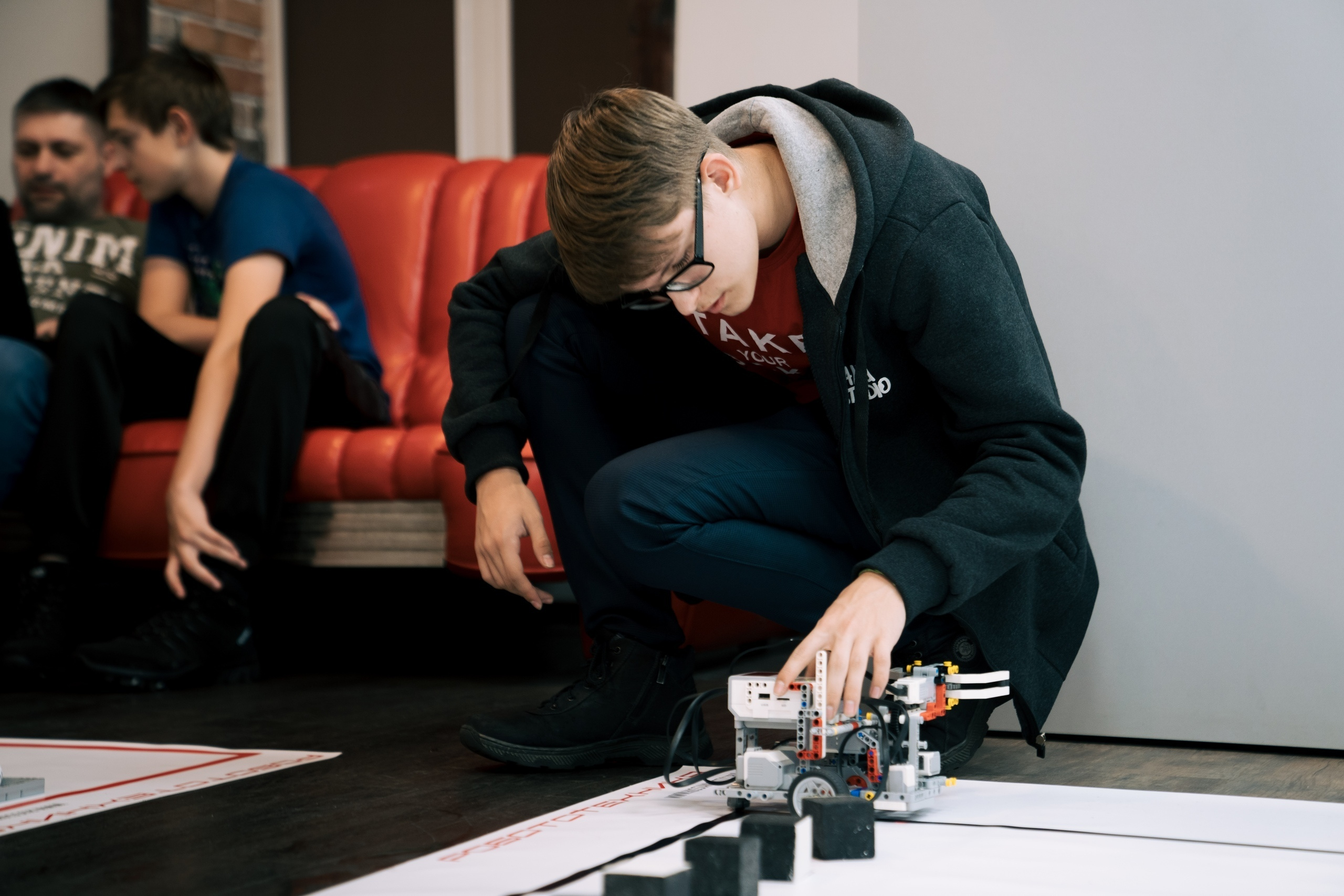 05.12 | Профильная смена по направлению «Робототехника». Репортажный фотограф Света Асадчая
