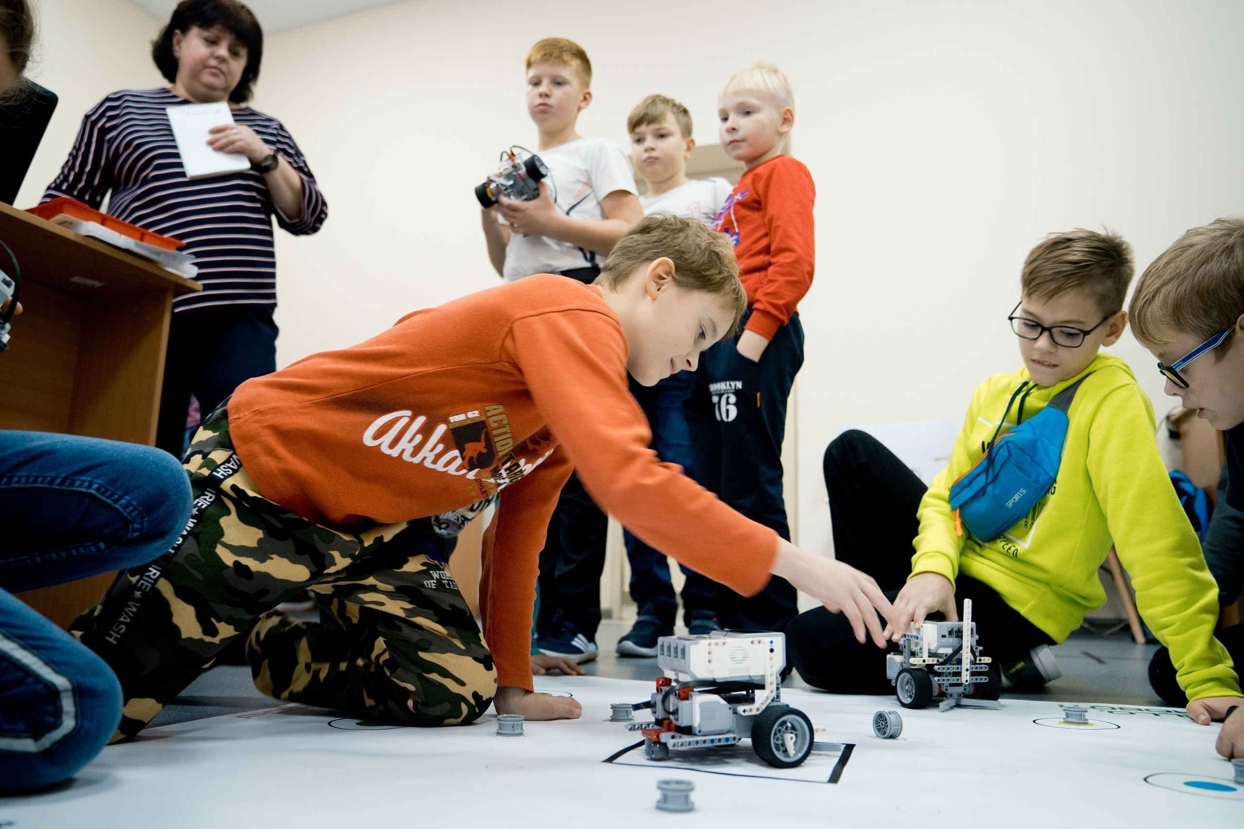 05.12 | Профильная смена по направлению «Робототехника». Репортажный фотограф Света Асадчая