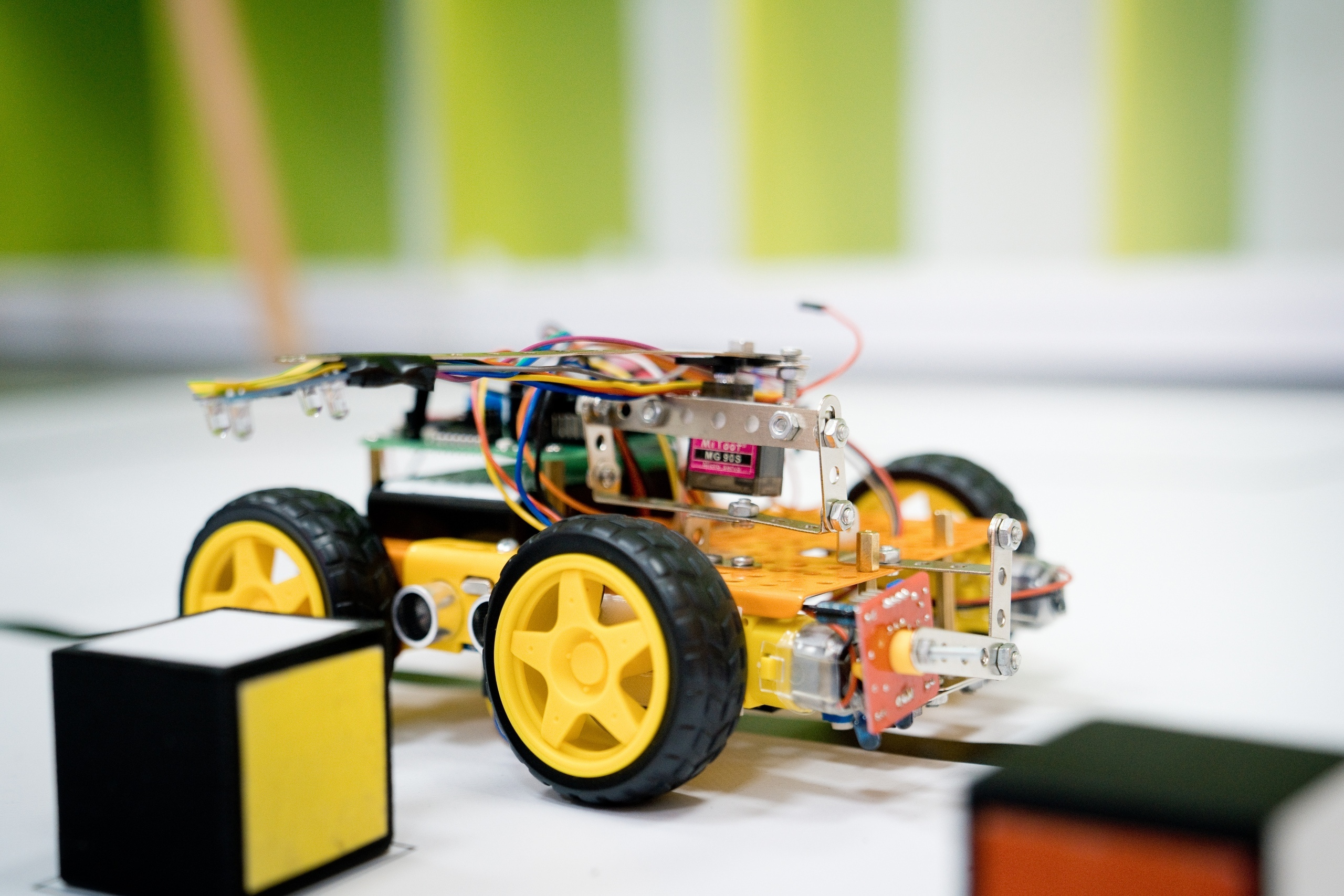 05.12 | Профильная смена по направлению «Робототехника». Репортажный фотограф Света Асадчая