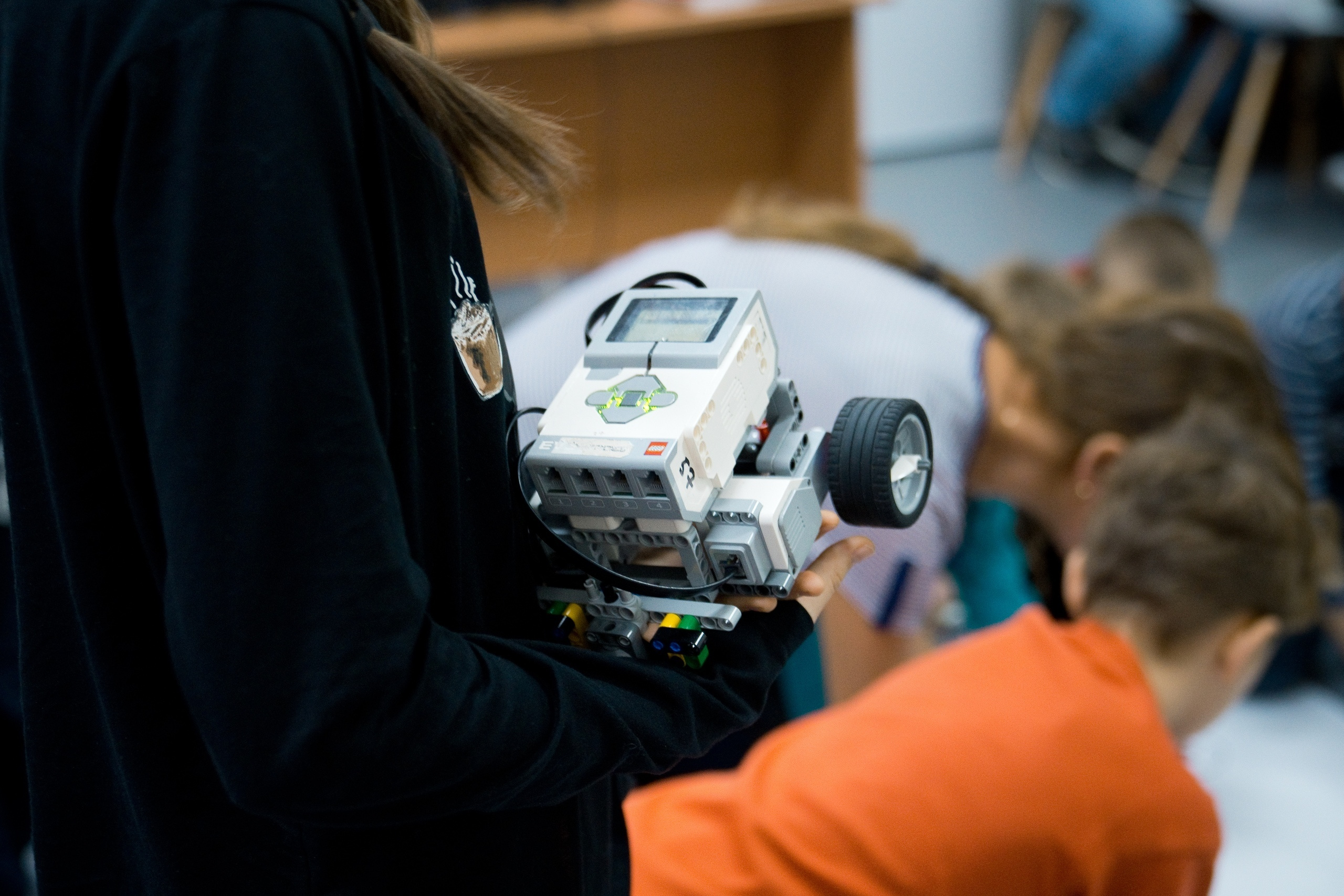 05.12 | Профильная смена по направлению «Робототехника». Репортажный фотограф Света Асадчая