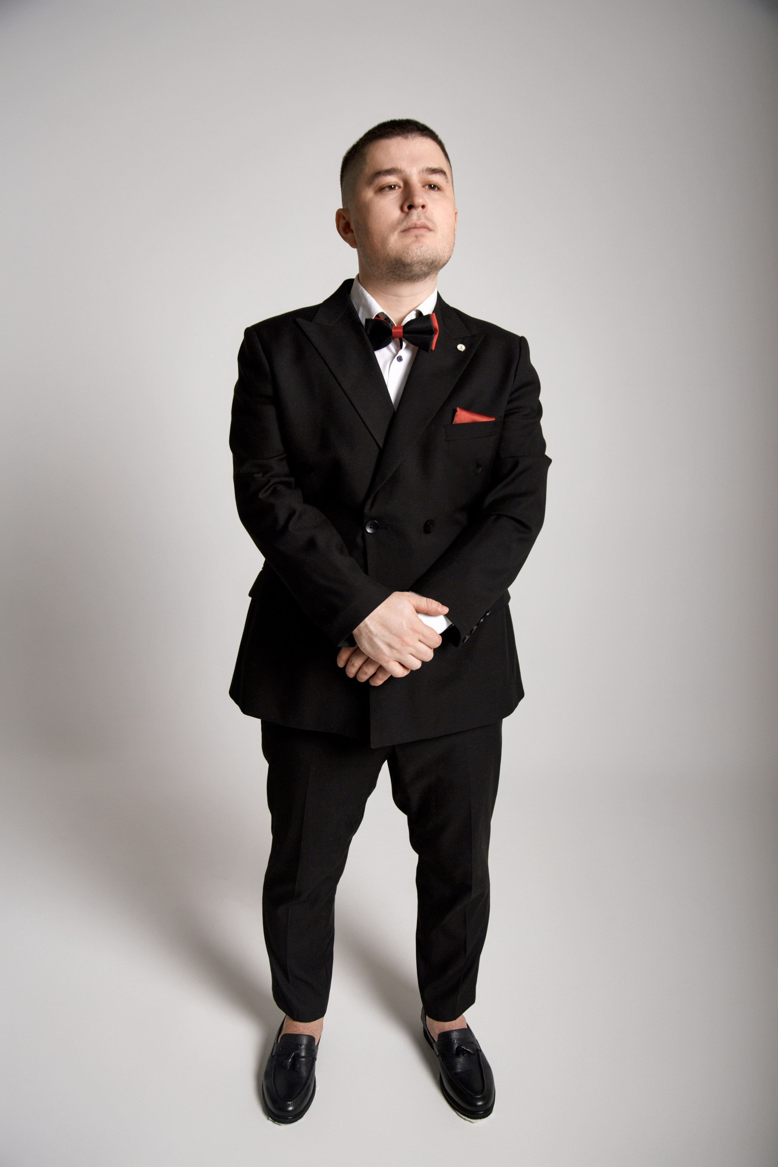 Руслан Гасимов — ведущий праздников и мероприятий. Фотограф Челябинск — Кирилл Устюжанин