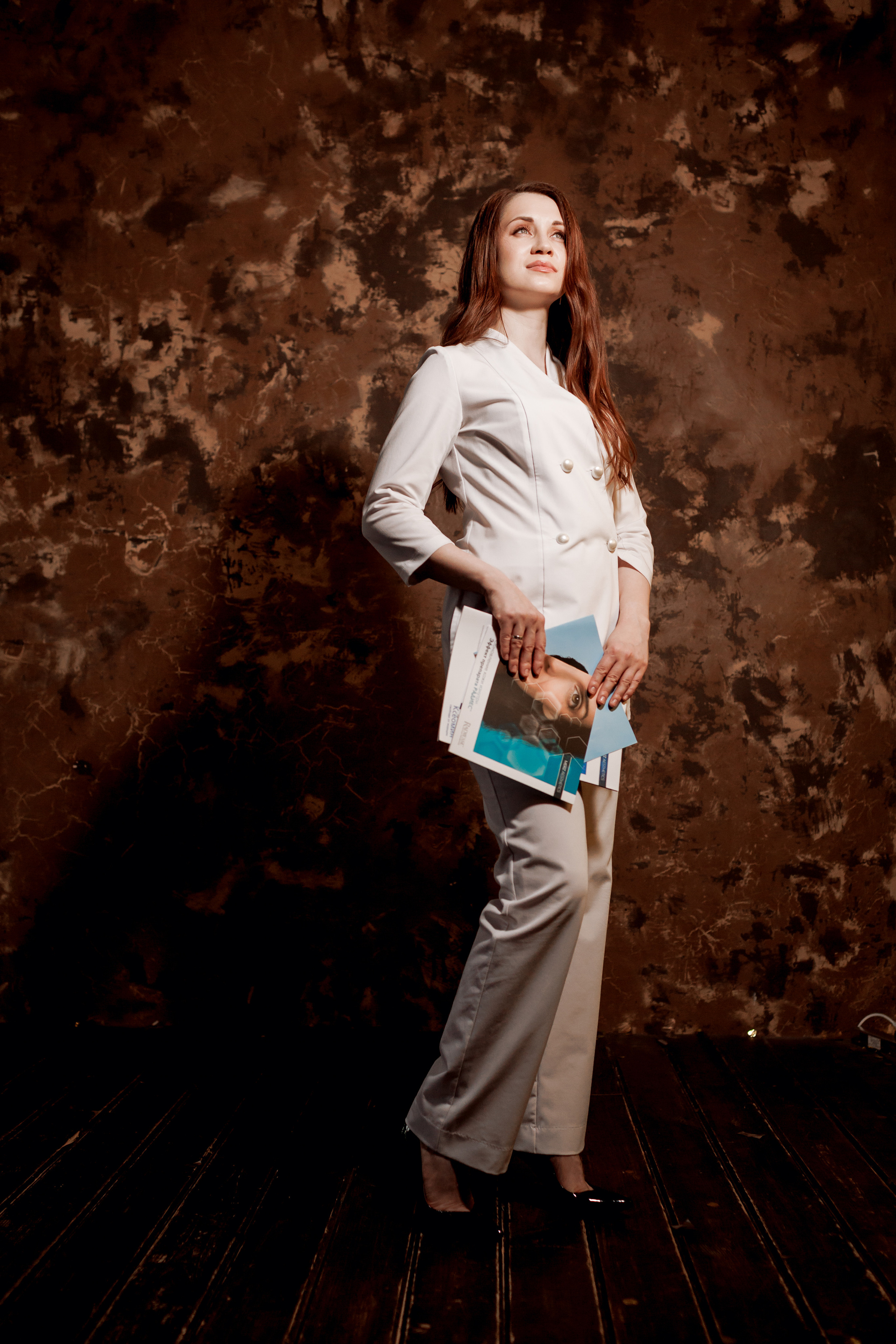 Контент съёмка в тёмном ключе для клиники Unite. Портретный и свадебный фотограф в Белгороде Глухова Кристина