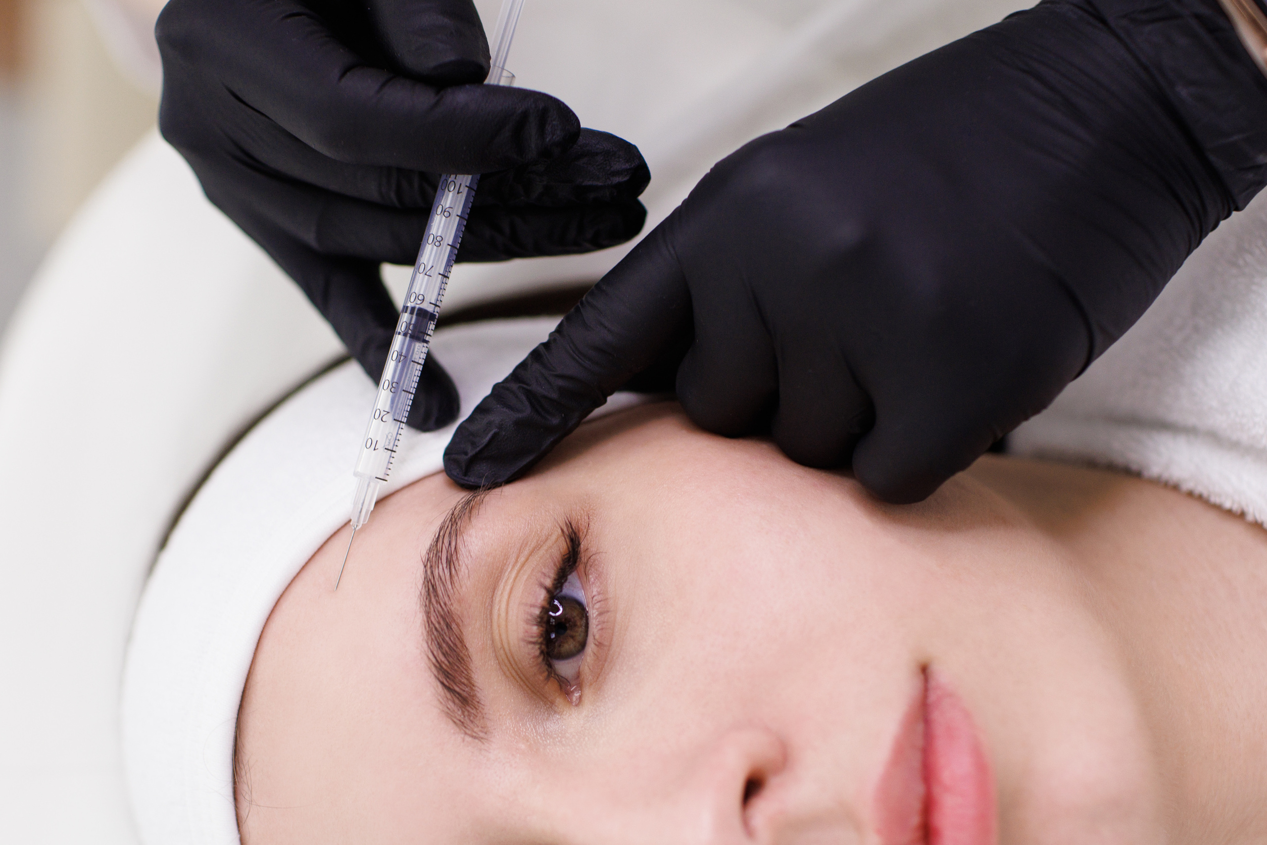 Контент в студии и клиники для косметического бренда Unite. Портретный и свадебный фотограф в Белгороде Глухова Кристина