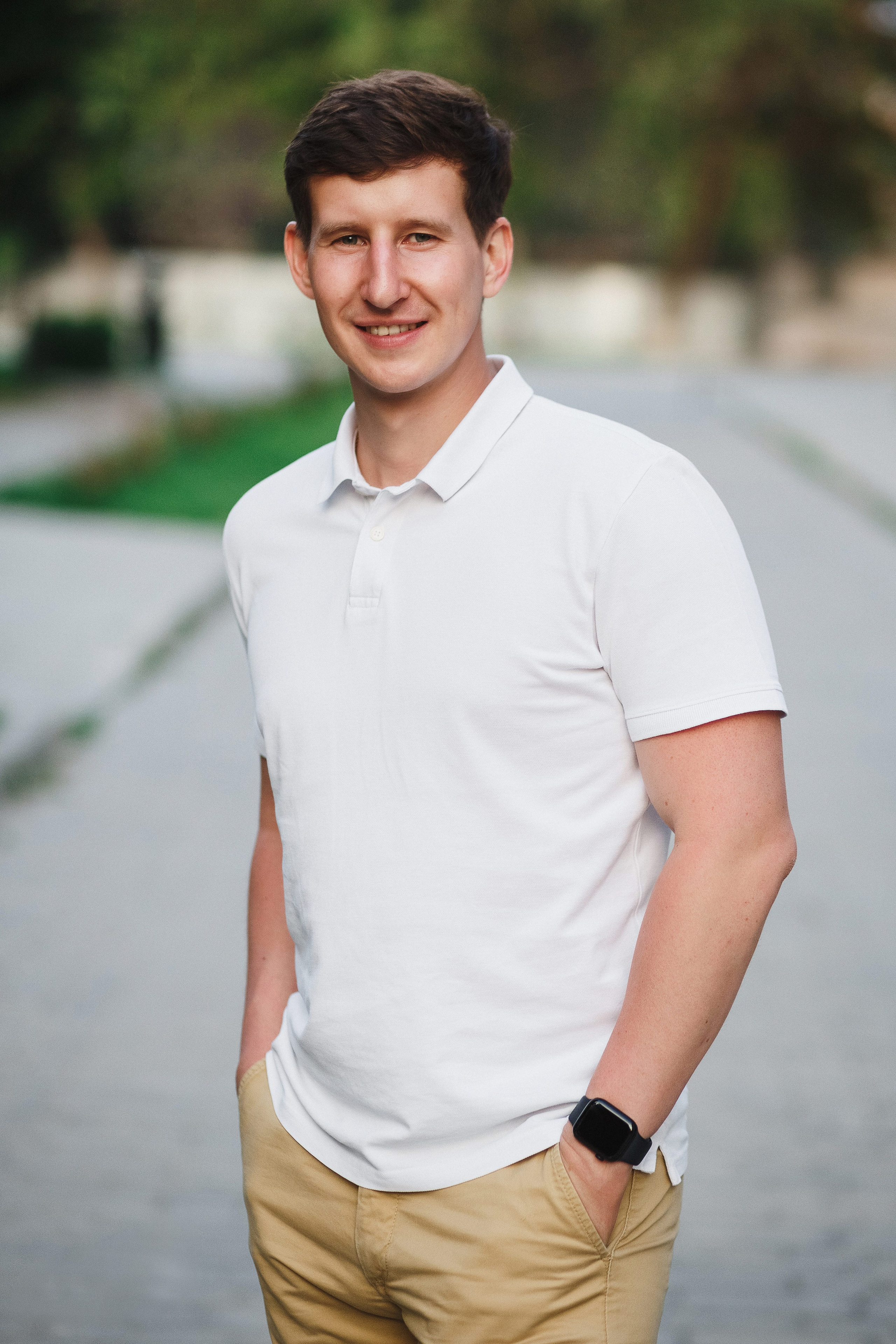 Романтика на улице Петровская в Таганроге: Денис и Аня. Свадебный и семейный фотограф в Таганроге Бакарюк Антон