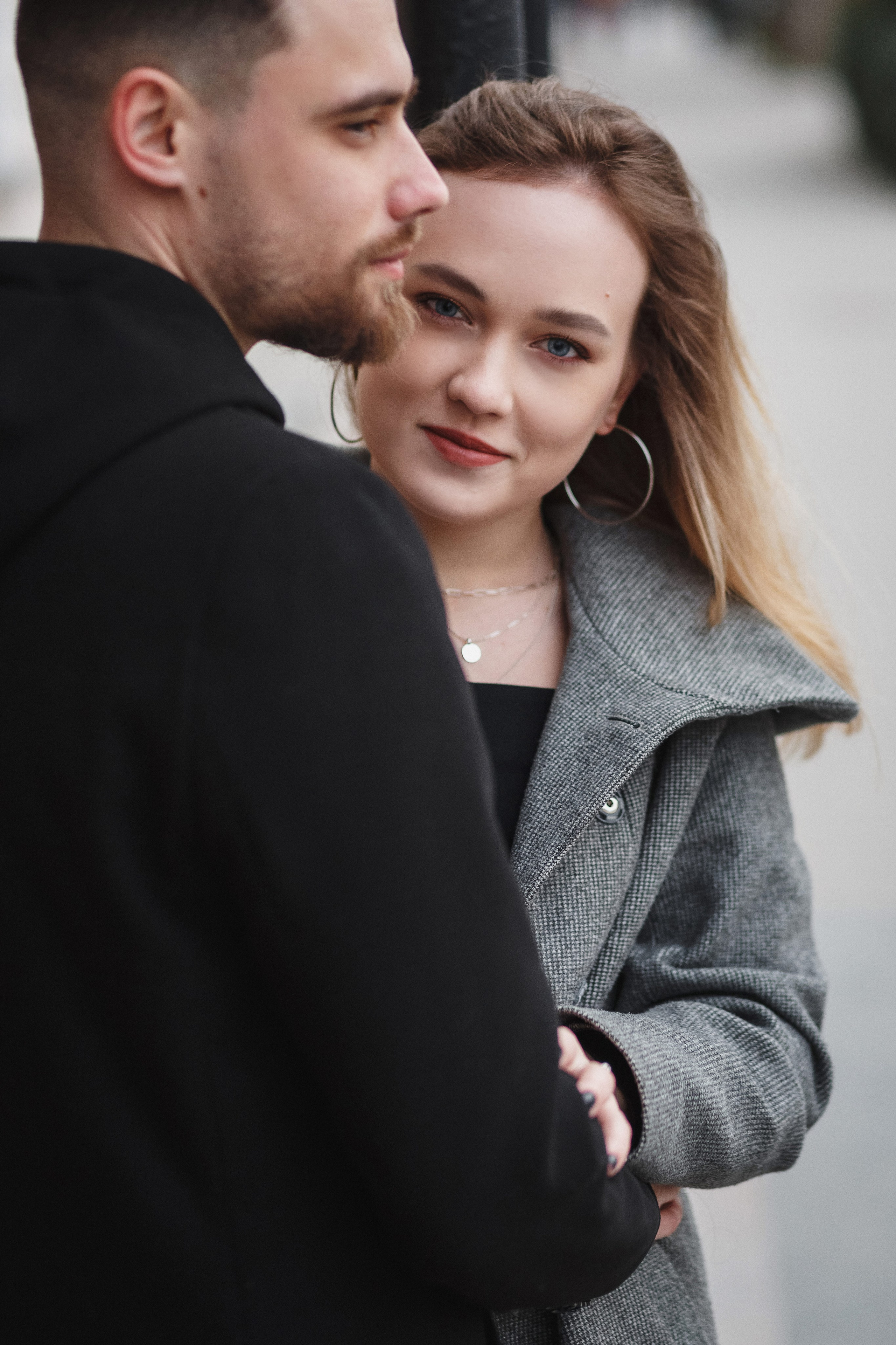Романтическая фотосессия Никиты и Марины у Театра Чехова в Таганроге. Свадебный и семейный фотограф в Таганроге Бакарюк Антон