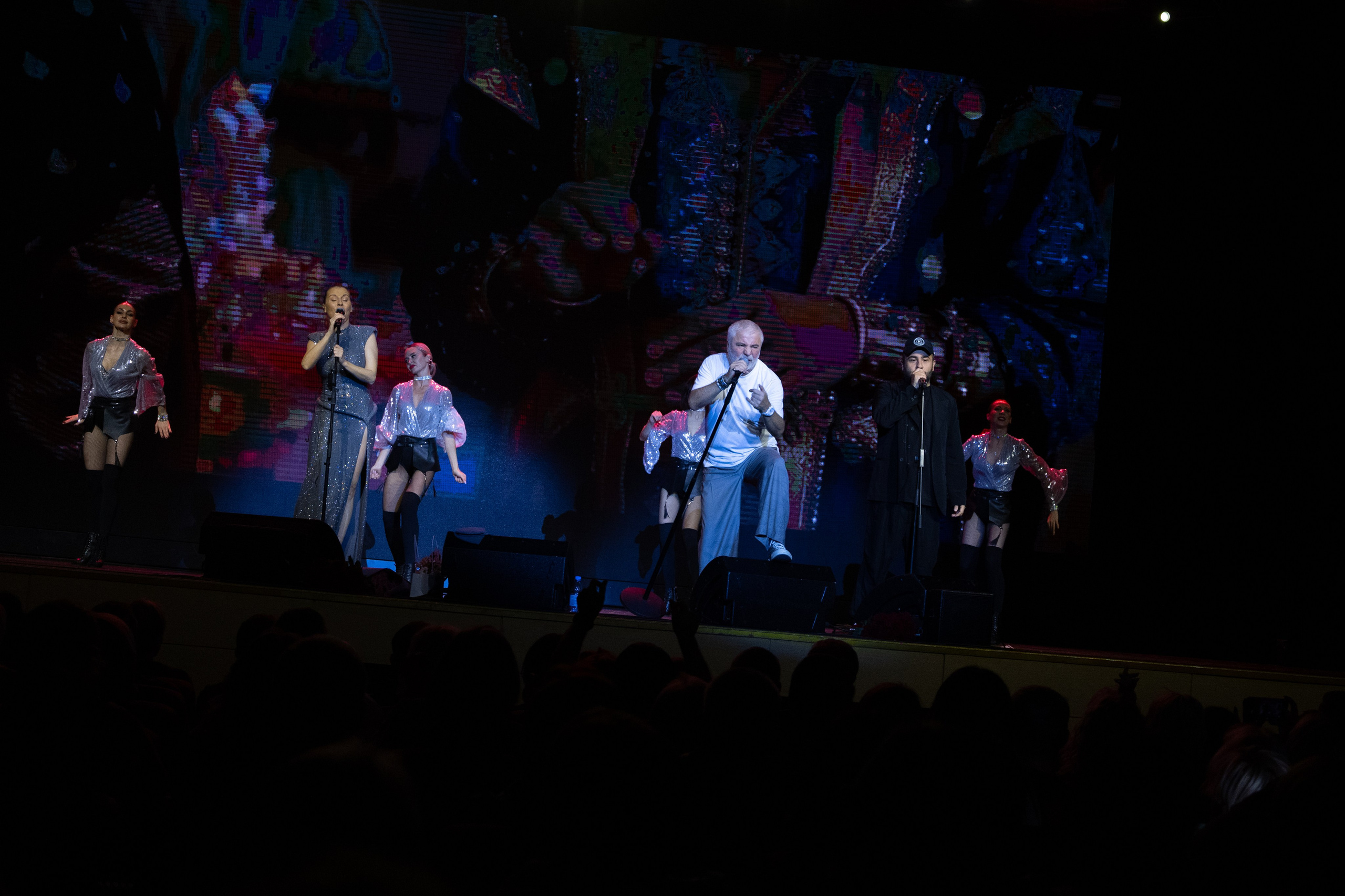 Сосо Павлиашвили КРАСНОЯРСК. Фотограф Красноярск съемки лавстори, фотосессия в студии, портретная съемка, творческие фотосессии