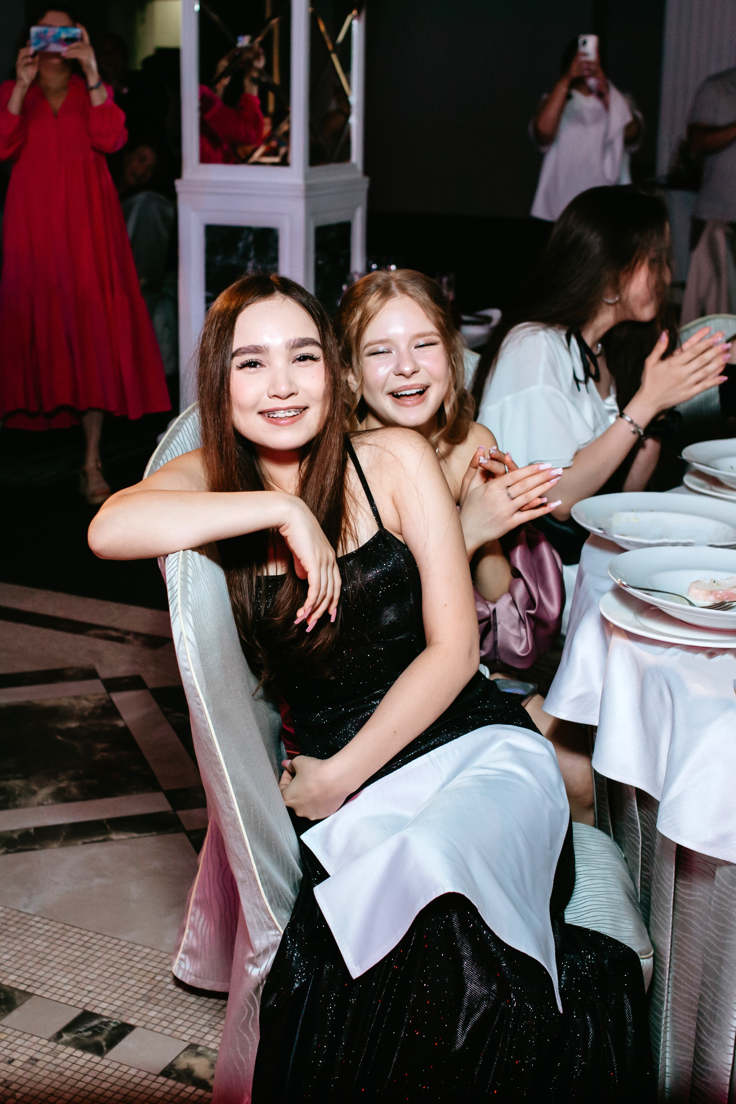 Выпускной 2025 (9класс) 124 школа. Фотограф в Челябинске Ополихина Анна