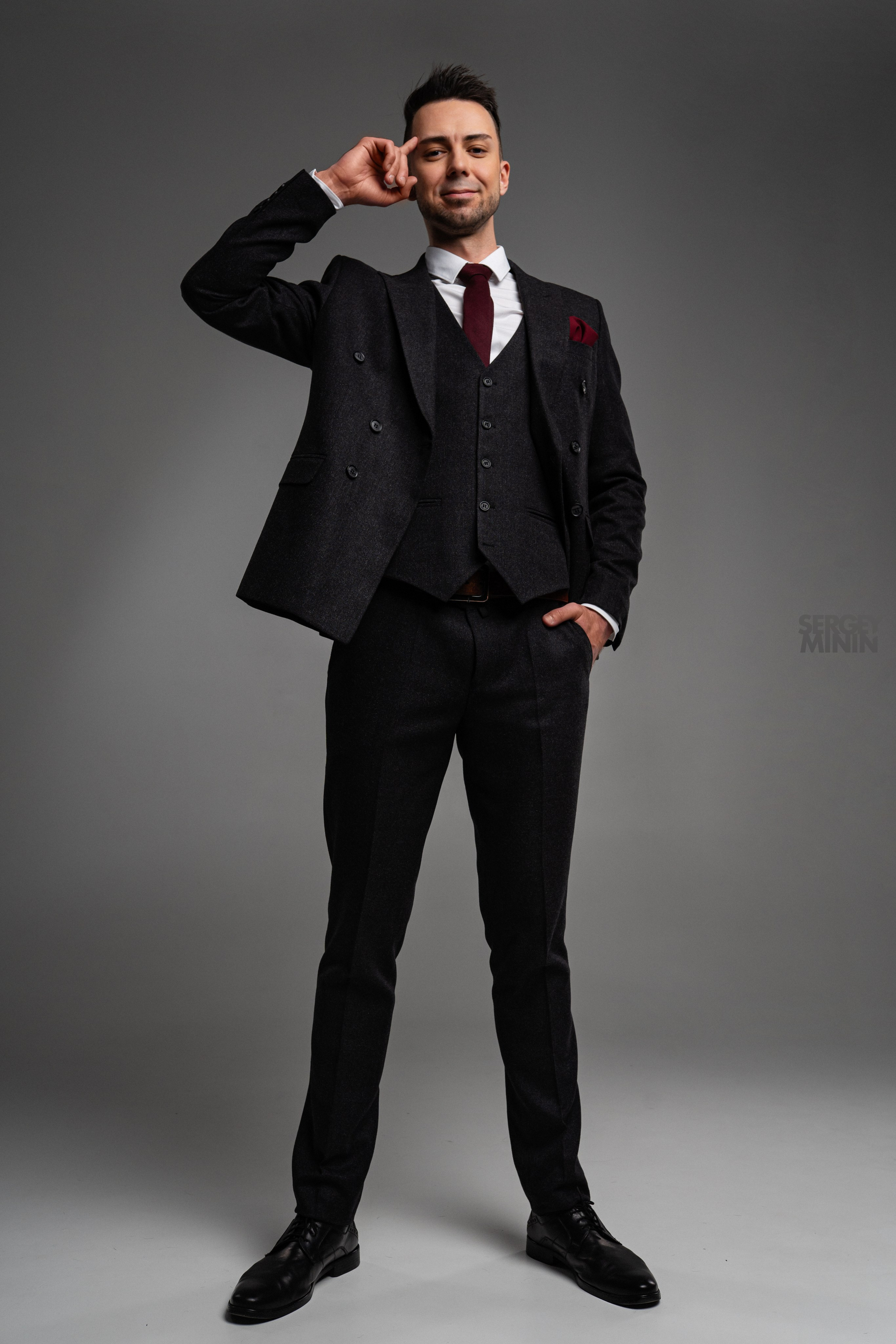 Деловые Портреты женщин и мужчин. Студийный и Рекламный Фотограф в Екатеринбурге Сергей Минин