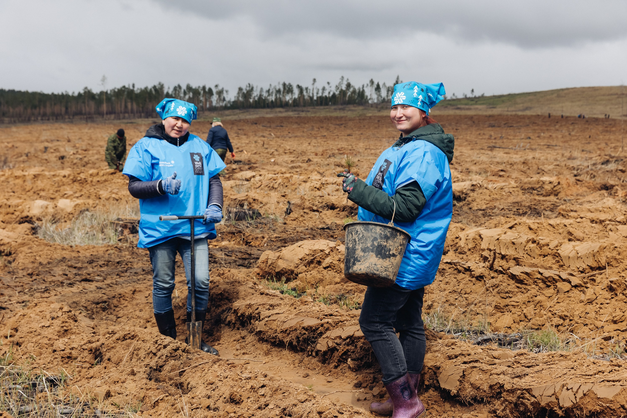 Siberian wellness. Ежегодная акция по посадке деревьев. Свадебный и семейный фотограф в Улан-Удэ