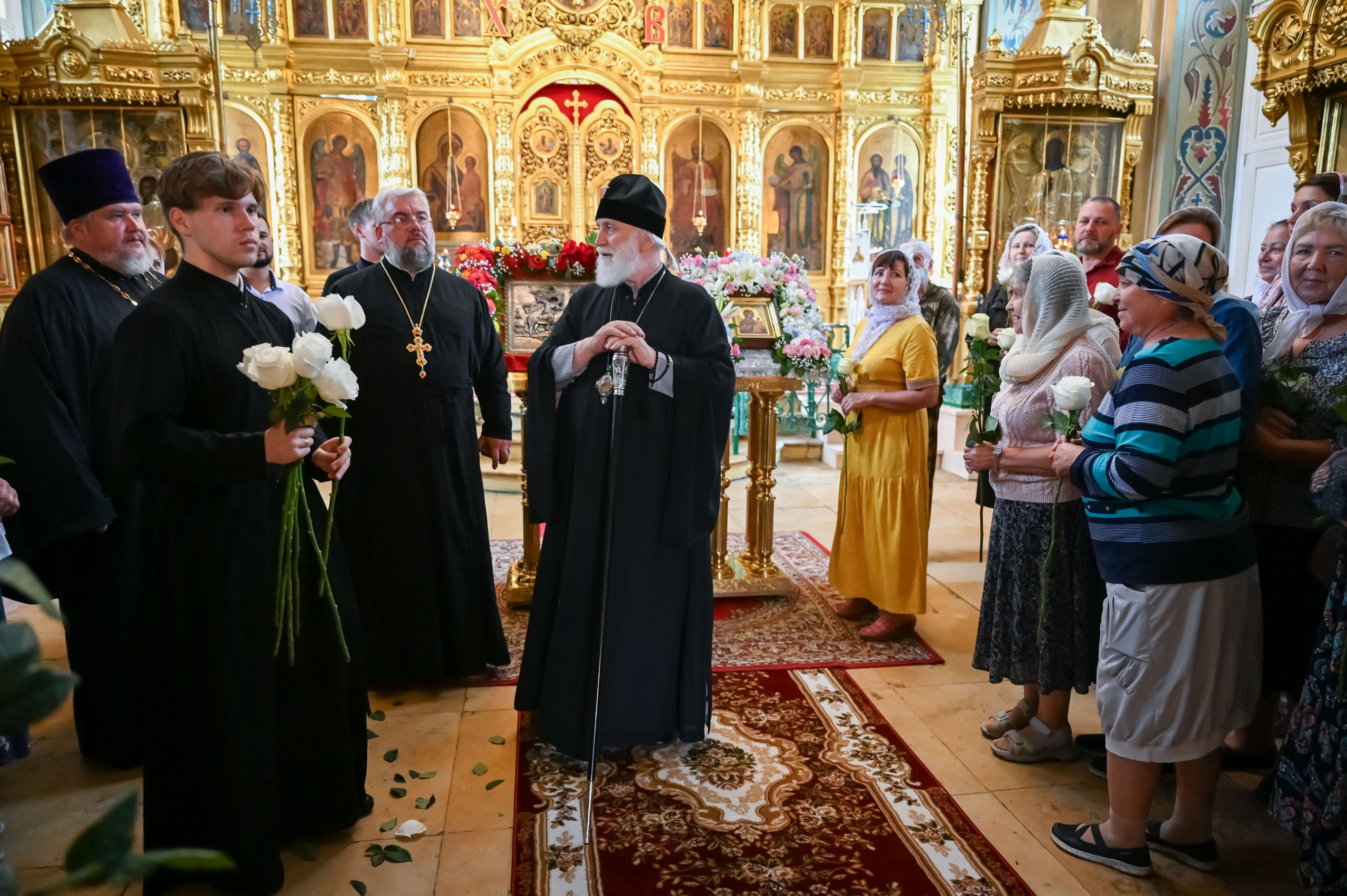 Митрополит Крутицкий Коломенский Павел в Георгиевском храме с. Ванилово. Семейный фотограф в г. Воскресенск Наталия Молева
