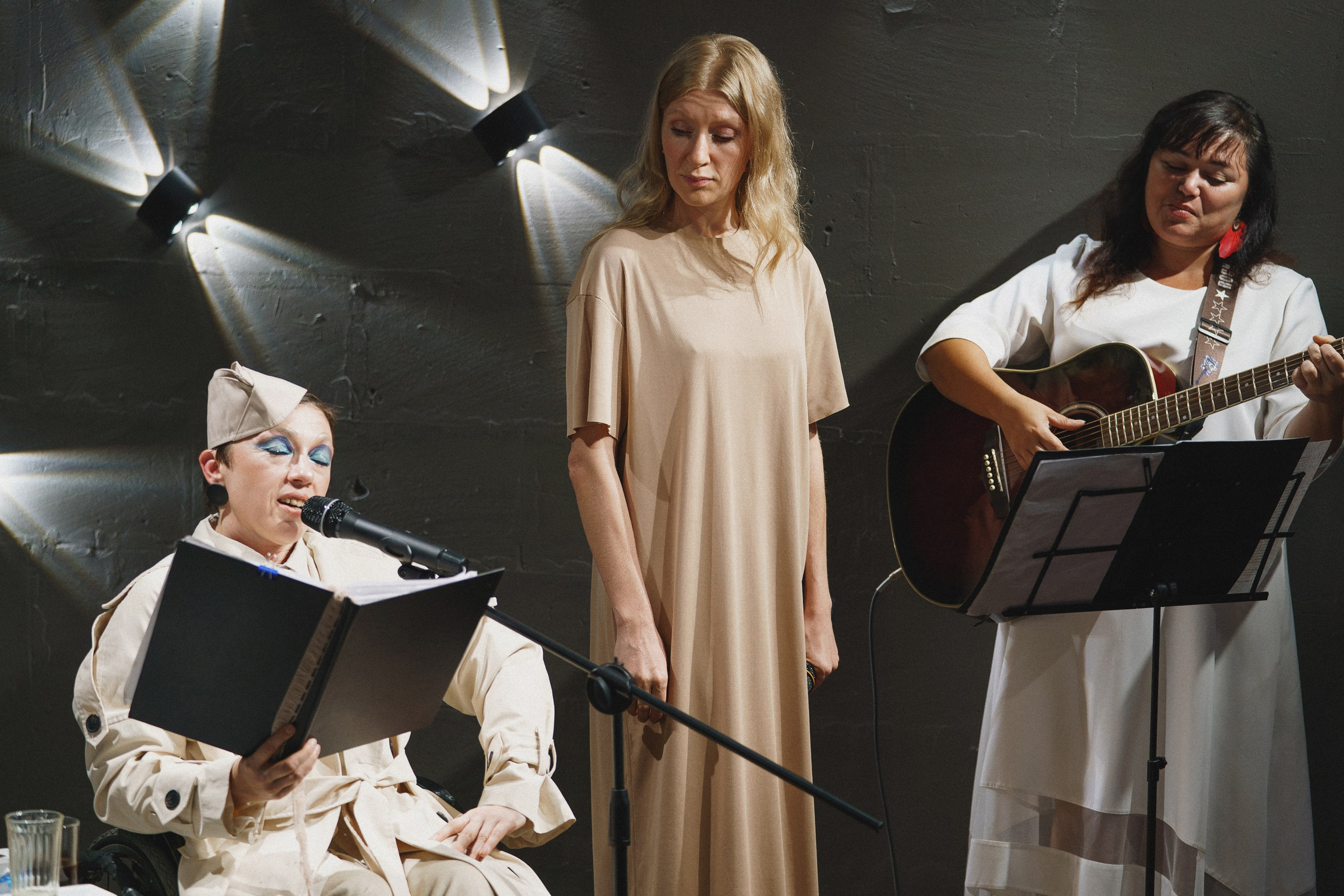 Спектакль-концерт «Как девица из лап смерти выбиралась». Фотомастерская Воробьевых