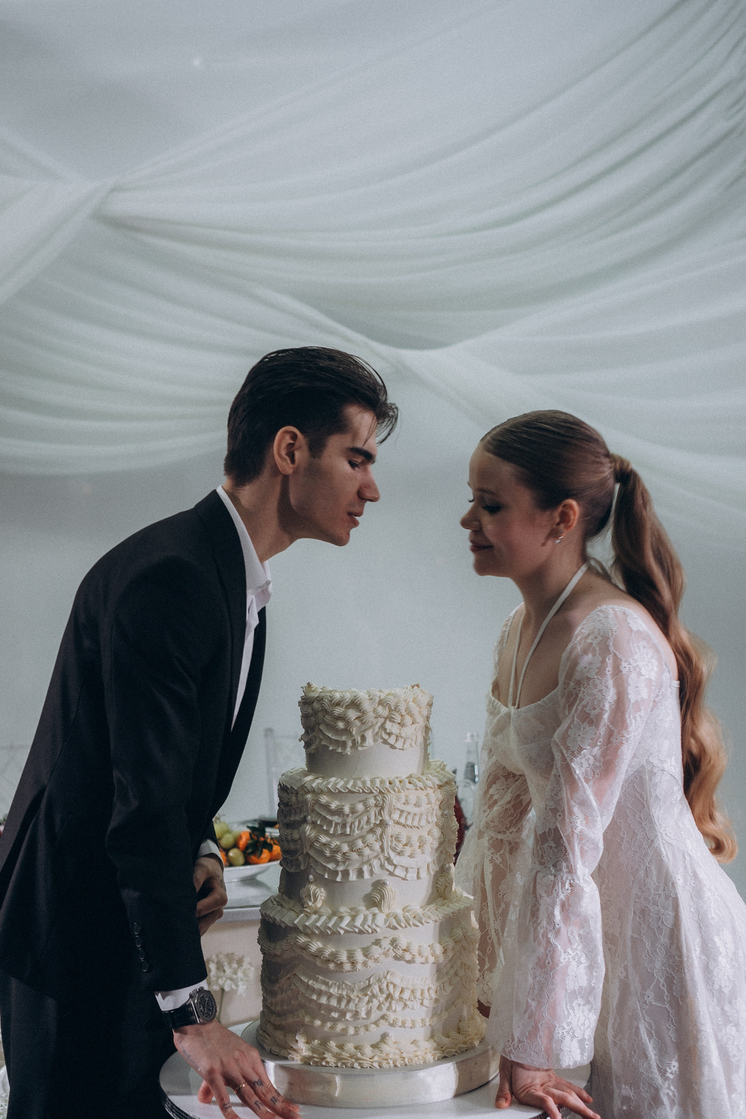 СВАДЕБНЫЙ ТОРТ. ФОТОСЕСИИЯ БАНКЕТА (СНЯТО В СИБИРЕ В НИЖНЕВАРТОВСКЕ). Профессиональный фотограф, Санкт-Петербург — Виктория Богомолова