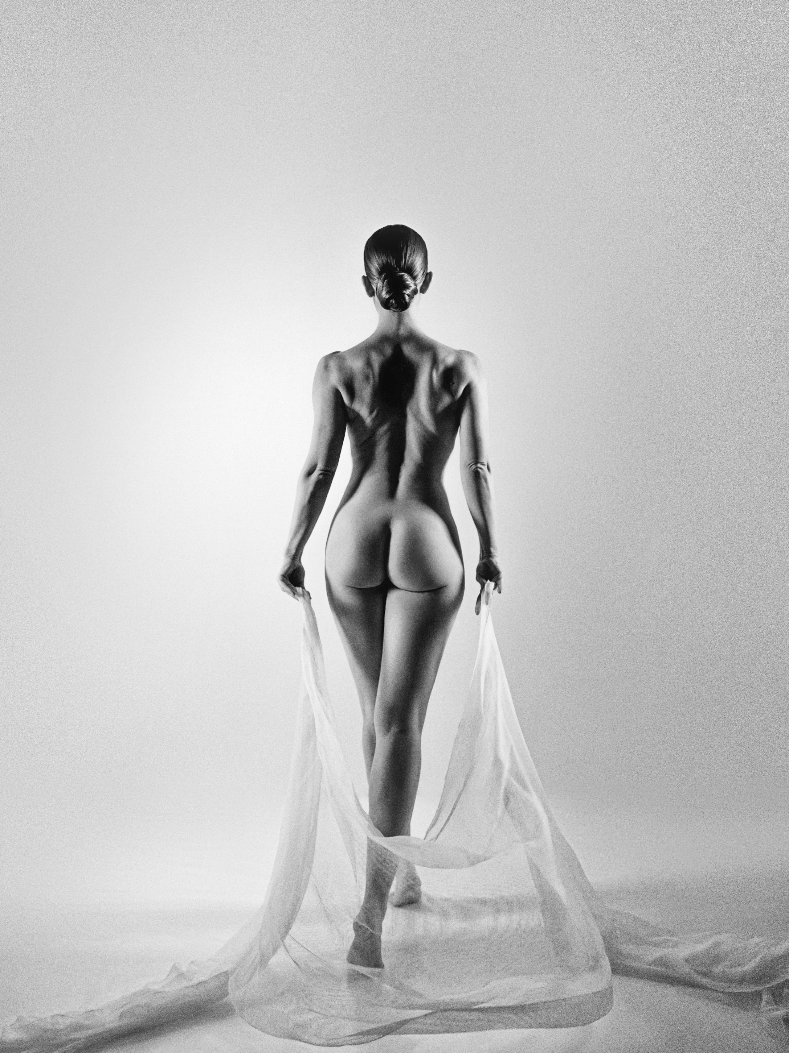 НЮ. НЮ/будуар фотограф в Серпухове Максим Салихов