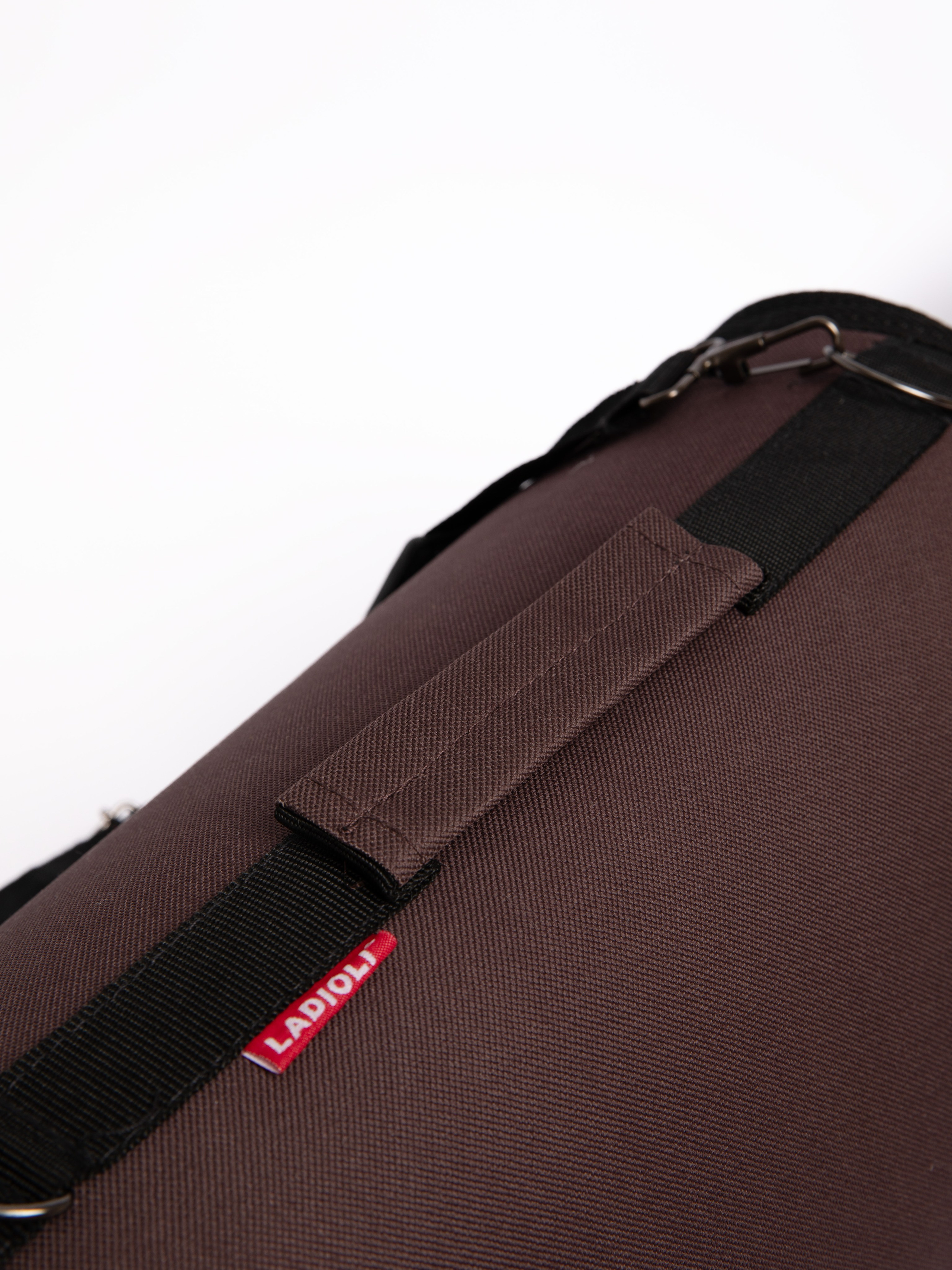 Сумки для собак. Фотостудия предметной и модельной съёмки для маркетплейсов