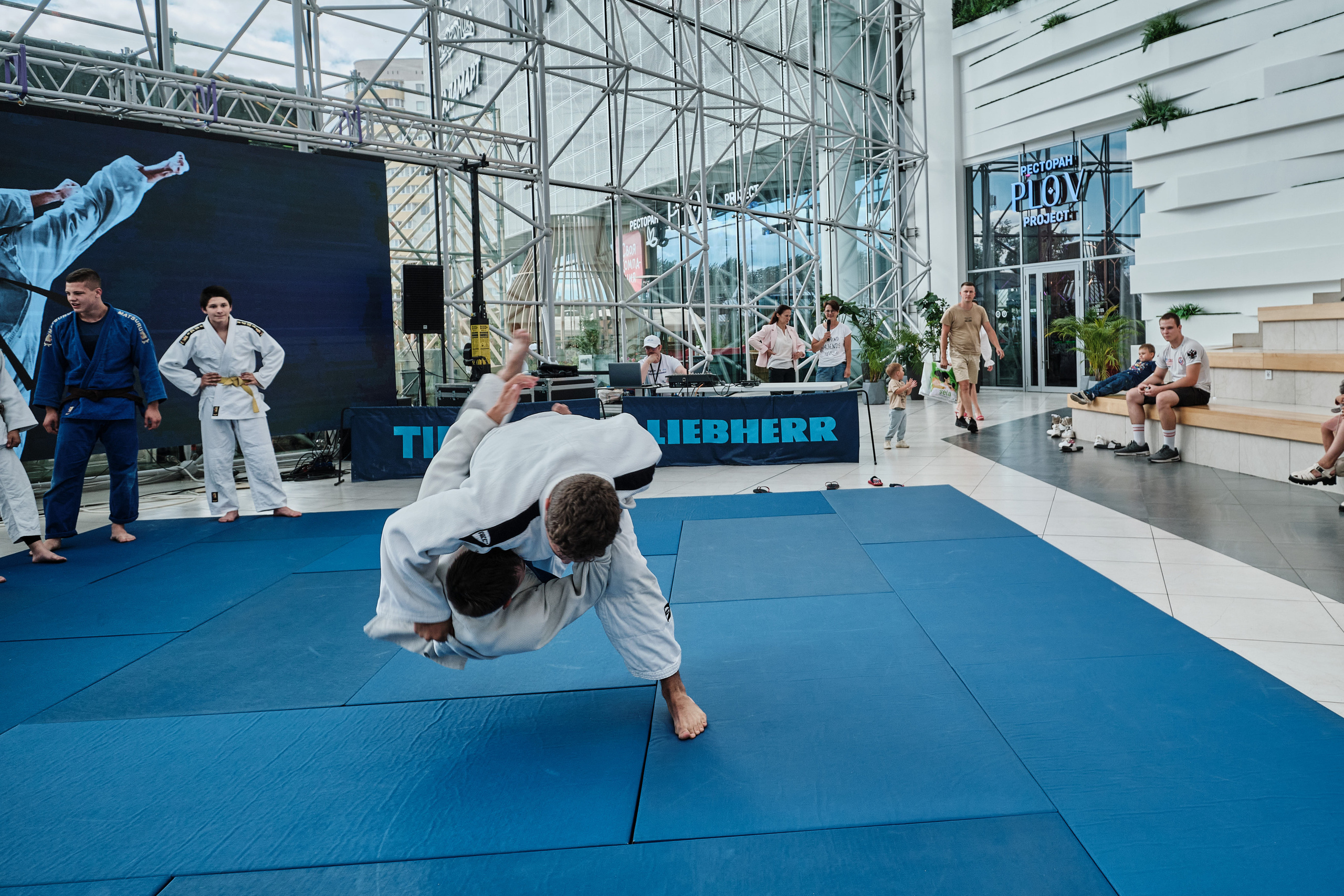 День физкультурника. Свадьбы, Love Story, репортаж и портреты в Екатеринбурге