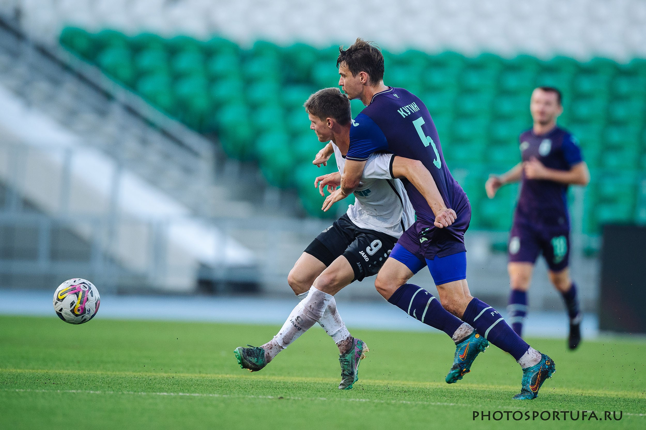 Россия — МЕЛБЕТ — Первая Лига. 4 -й тур «ФК УФА» — ФК «Тюмень». Спортивный фотограф в Уфе Евгений Буров