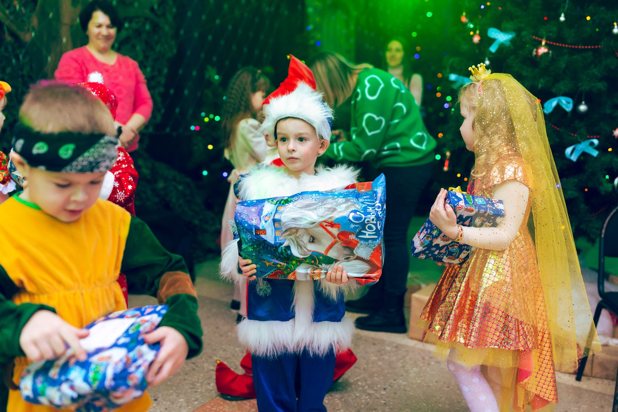 Новогодний детский утренник. Андрей Кровлин — фотограф в Славянке