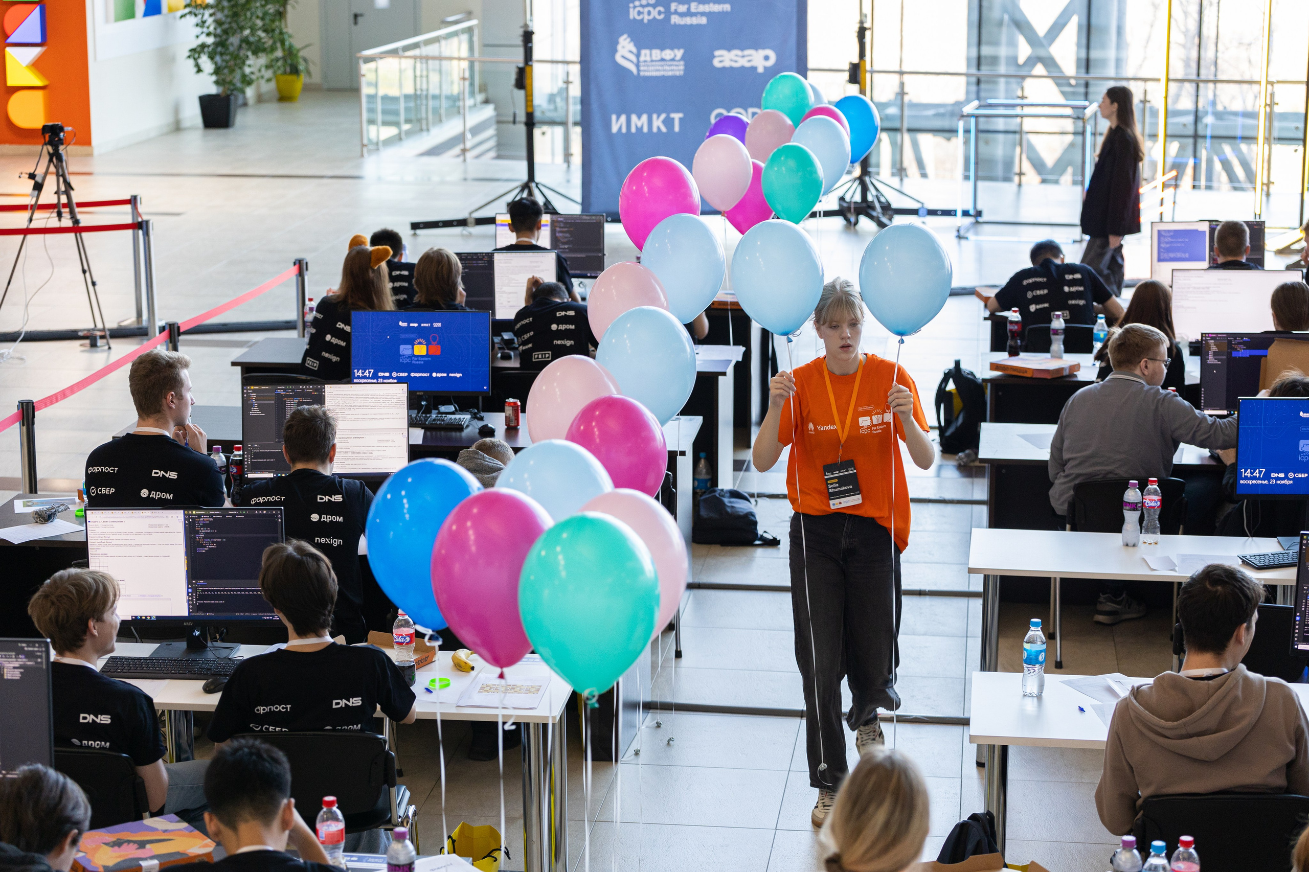 ICPC 2025 / Спортивное программирование. Олег Катакинов| Репортажный фотограф в городе у моря (Владивосток)