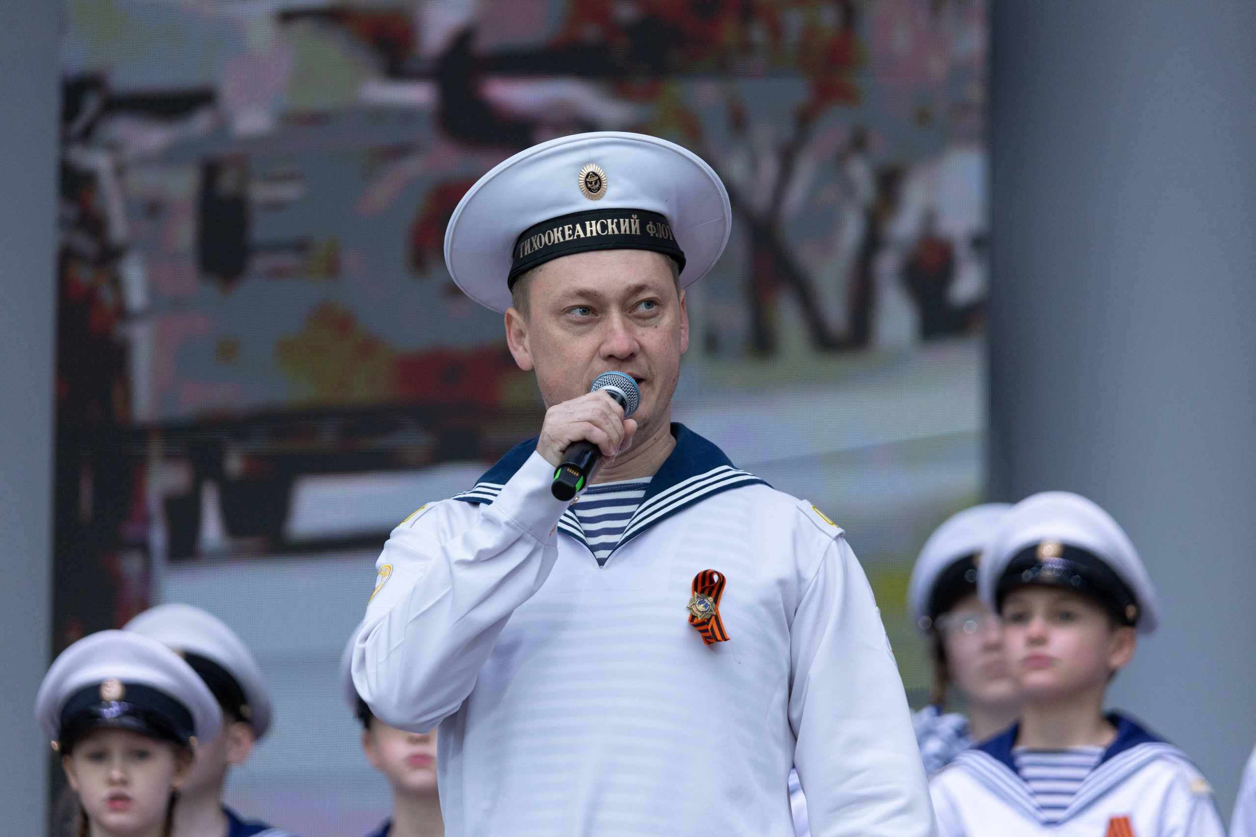 9 мая, выступления 2025 г. Олег Катакинов| Репортажный фотограф в городе у моря (Владивосток)