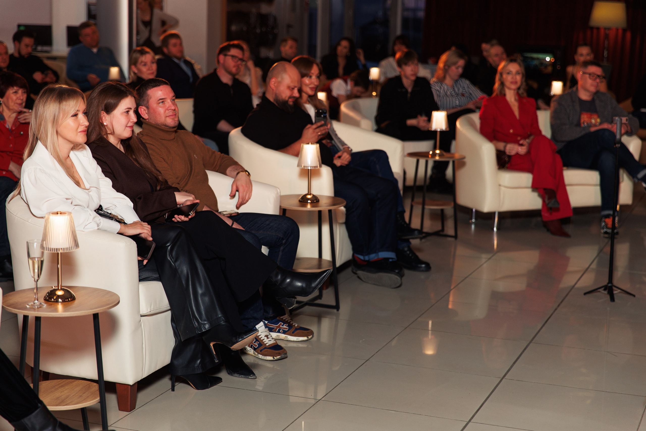 Презентация новой Toyota RAV4. Репортажный и свадебный фотограф в Уфе Павел Кожевников