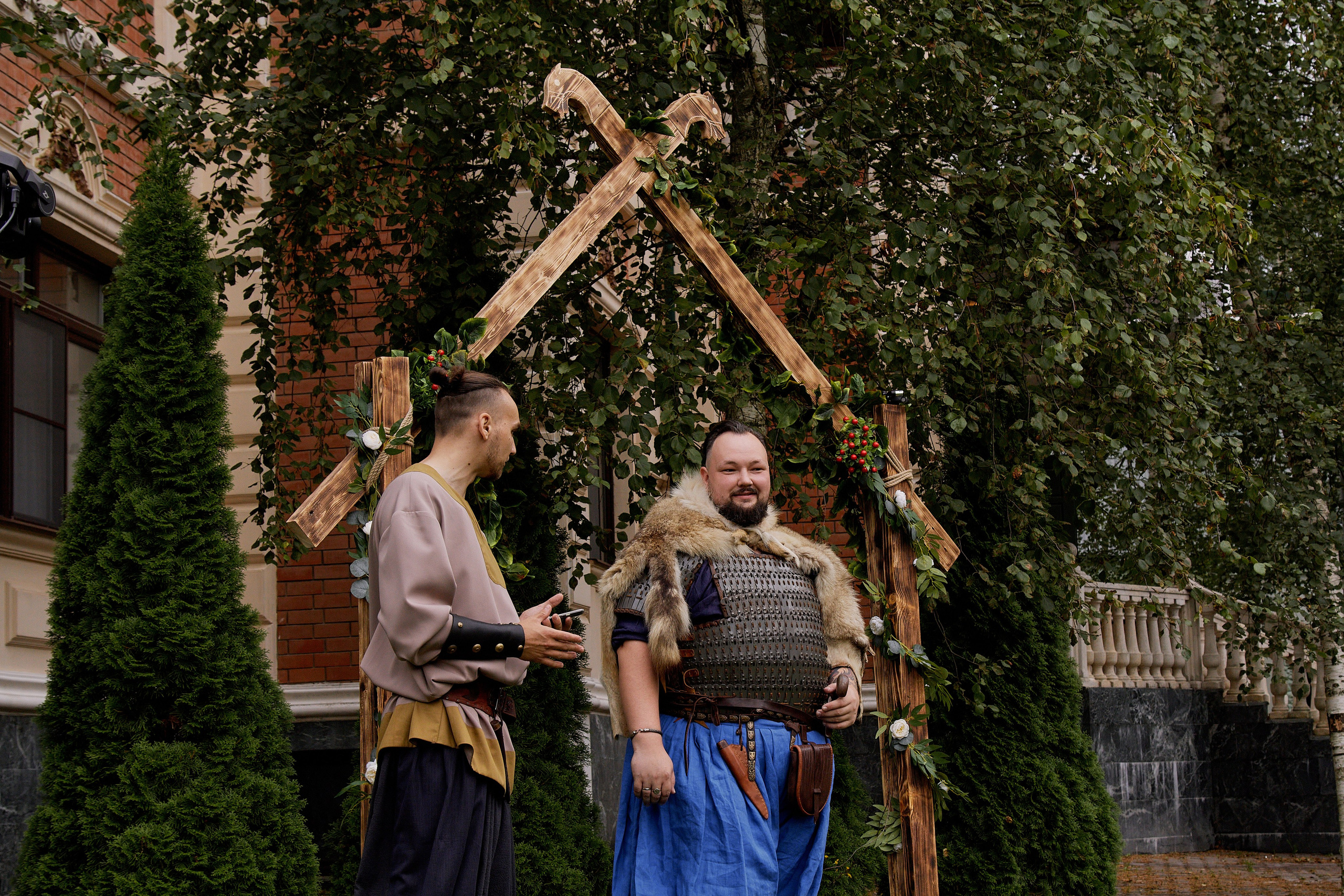 Юлия и Антон. Выездная роспись в стиле викингов. Фотограф лавстори Москва/МО Приятелева Ангелина