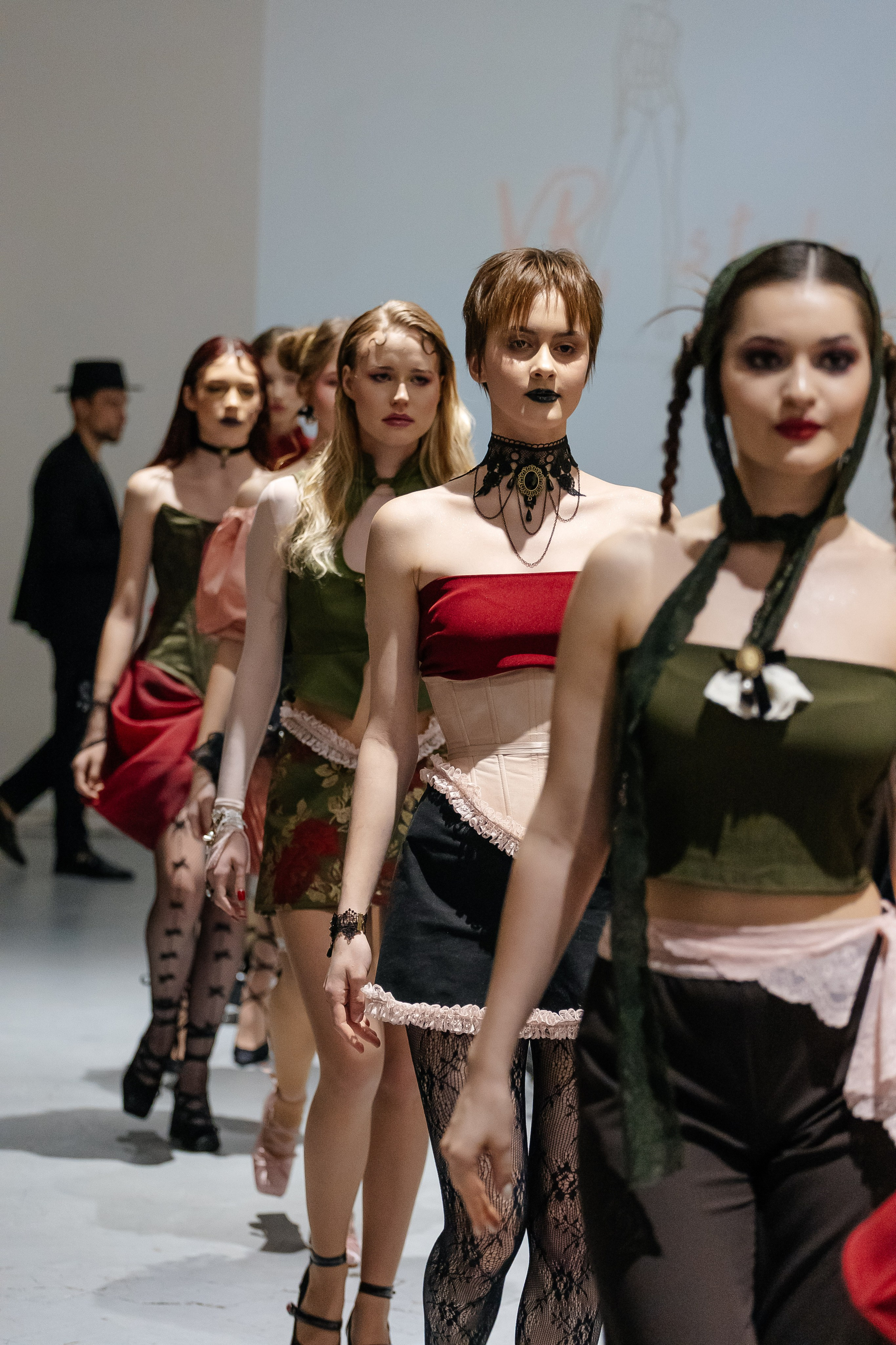 Школа дизайна одежды ПРАКТИКА. Семейный и детский фотограф в Москве Александра Мак