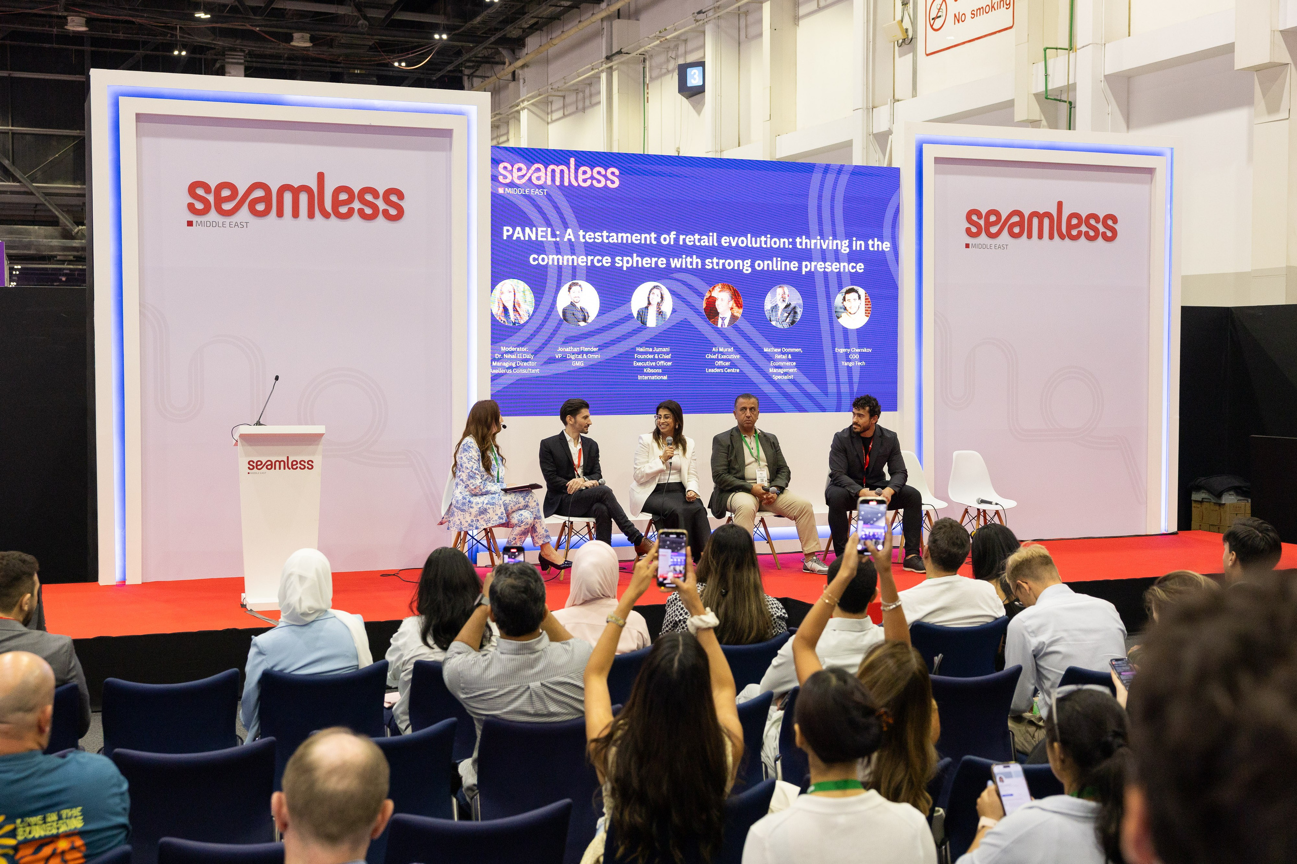 Conferences and expo photoshoot. Professional event photographer Ruslan Davletberdin