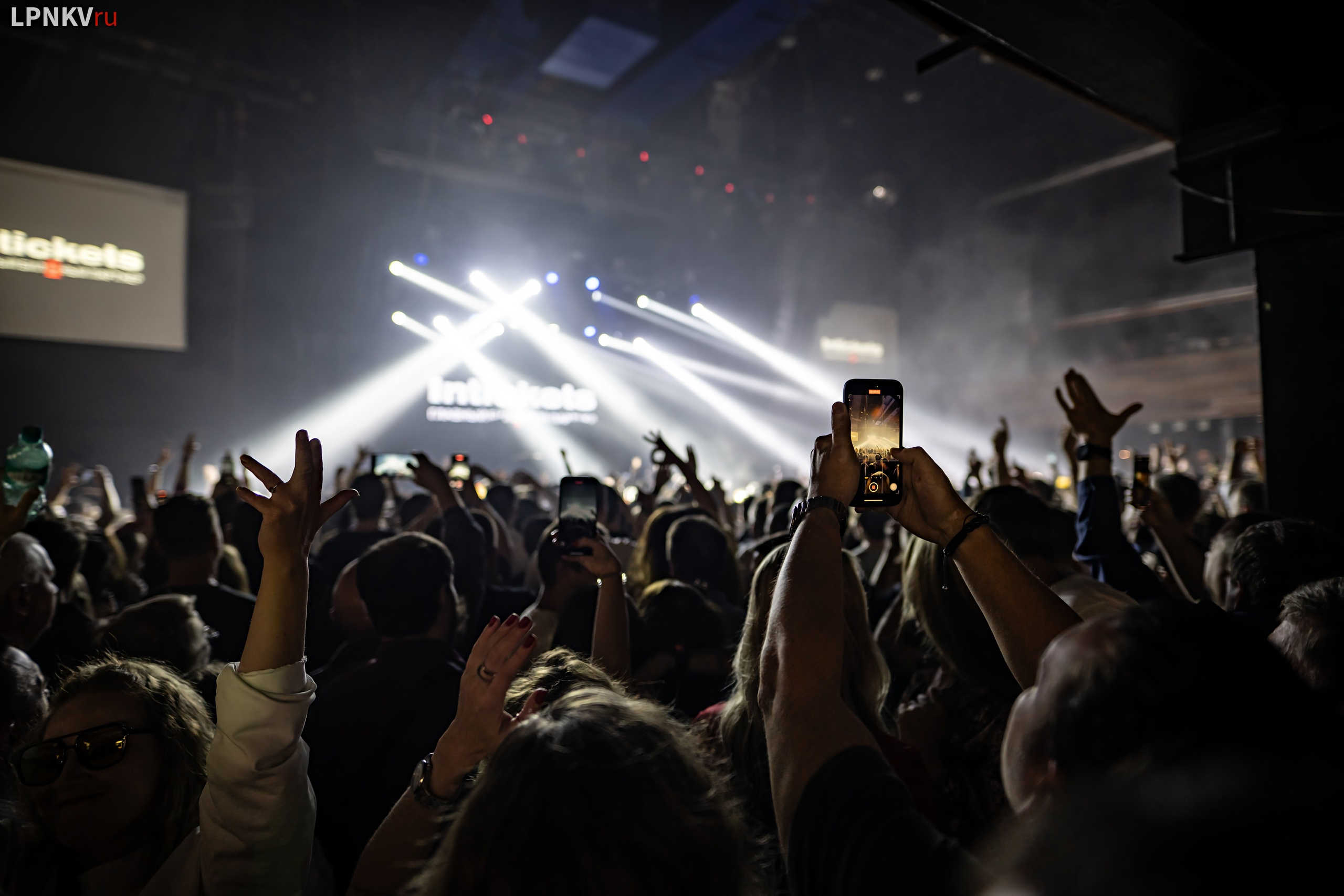 Paul Okanenfold at BASE club Moscow. Репортажный фотограф в Москве