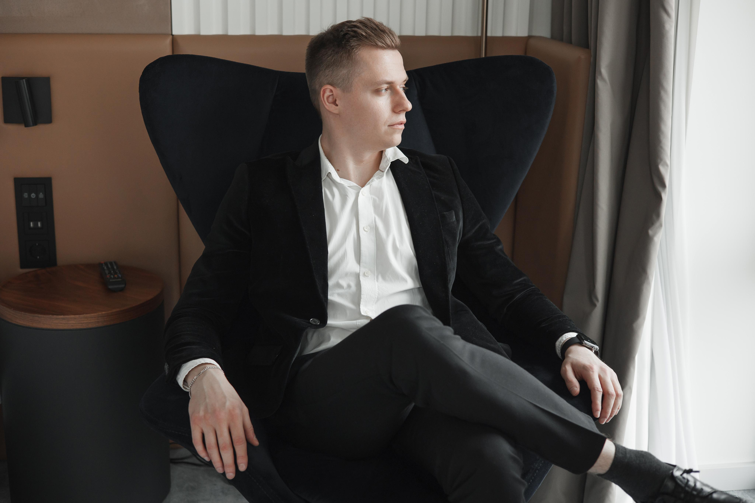 Свадебная фотосессия в отеле Movenpick. Свадебный и репортажный фотограф (Москва, Королев и другие)