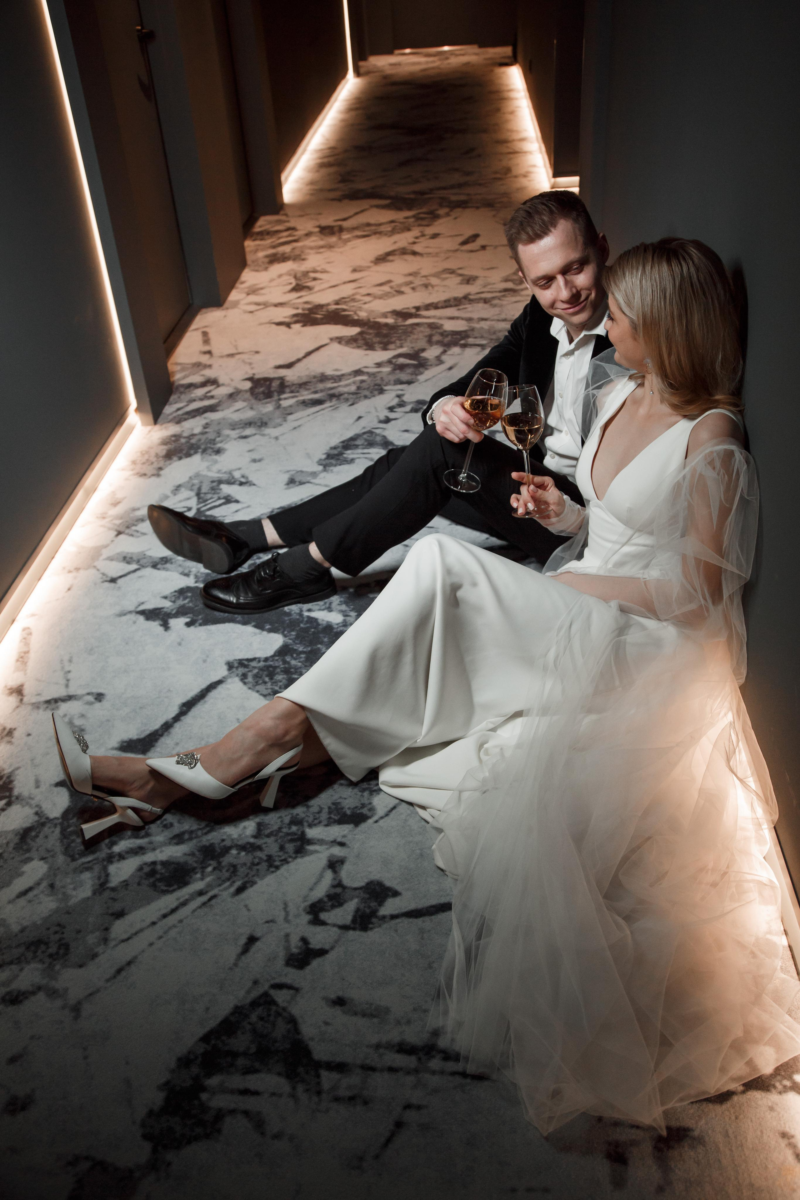 Свадебная фотосессия в отеле Movenpick. Свадебный и репортажный фотограф (Москва, Королев и другие)