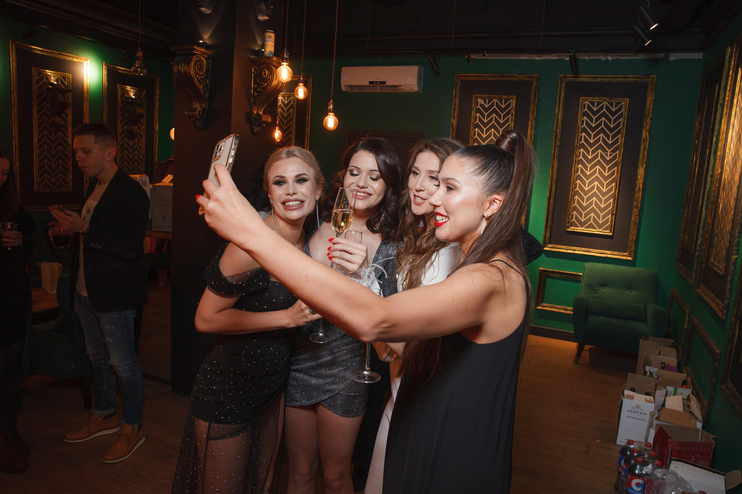 День рождения в лофте, квиз. Свадебный и репортажный фотограф (Москва, Королев и другие)