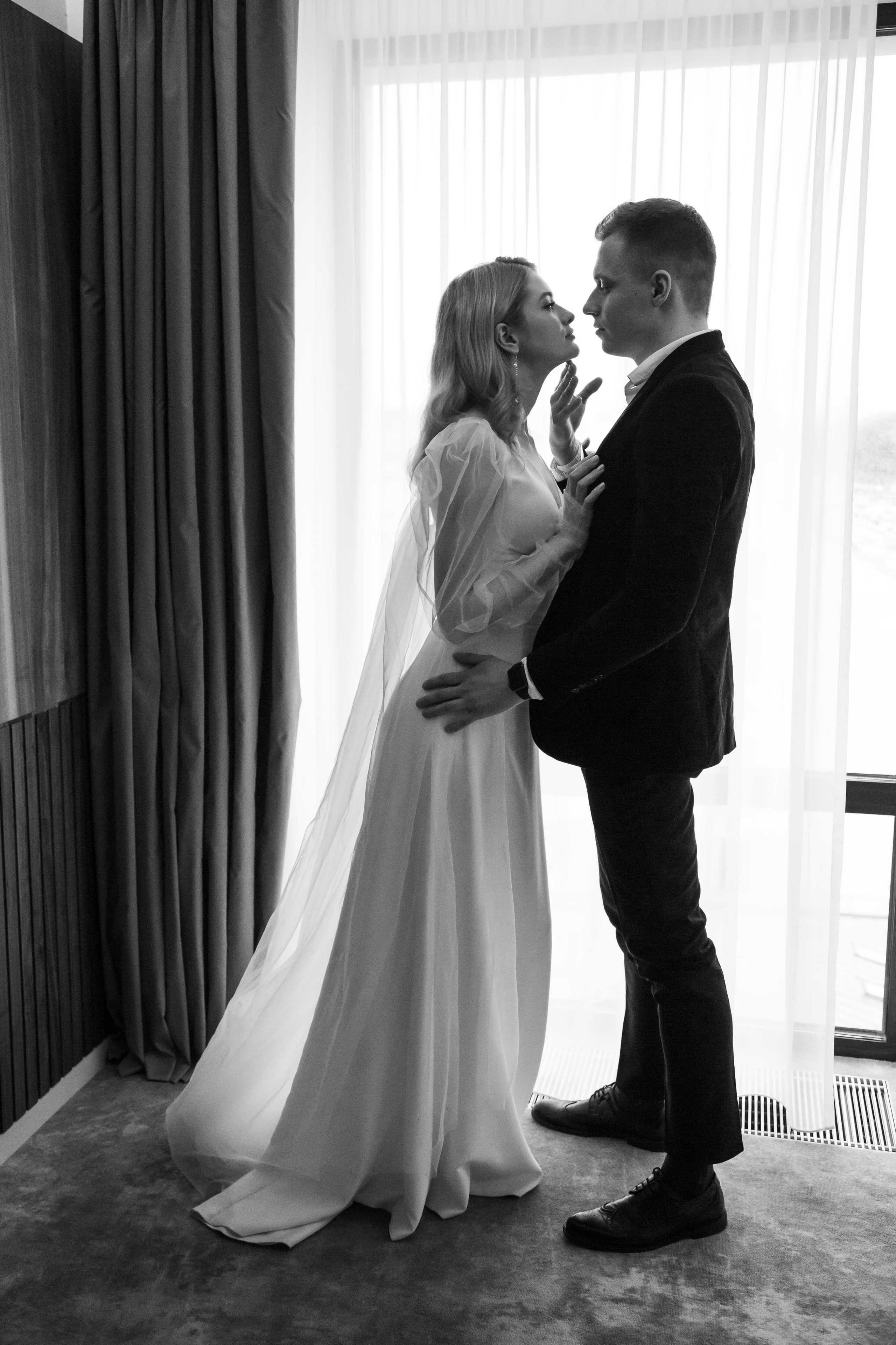 Свадебная фотосессия в отеле Movenpick. Свадебный и репортажный фотограф (Москва, Королев и другие)