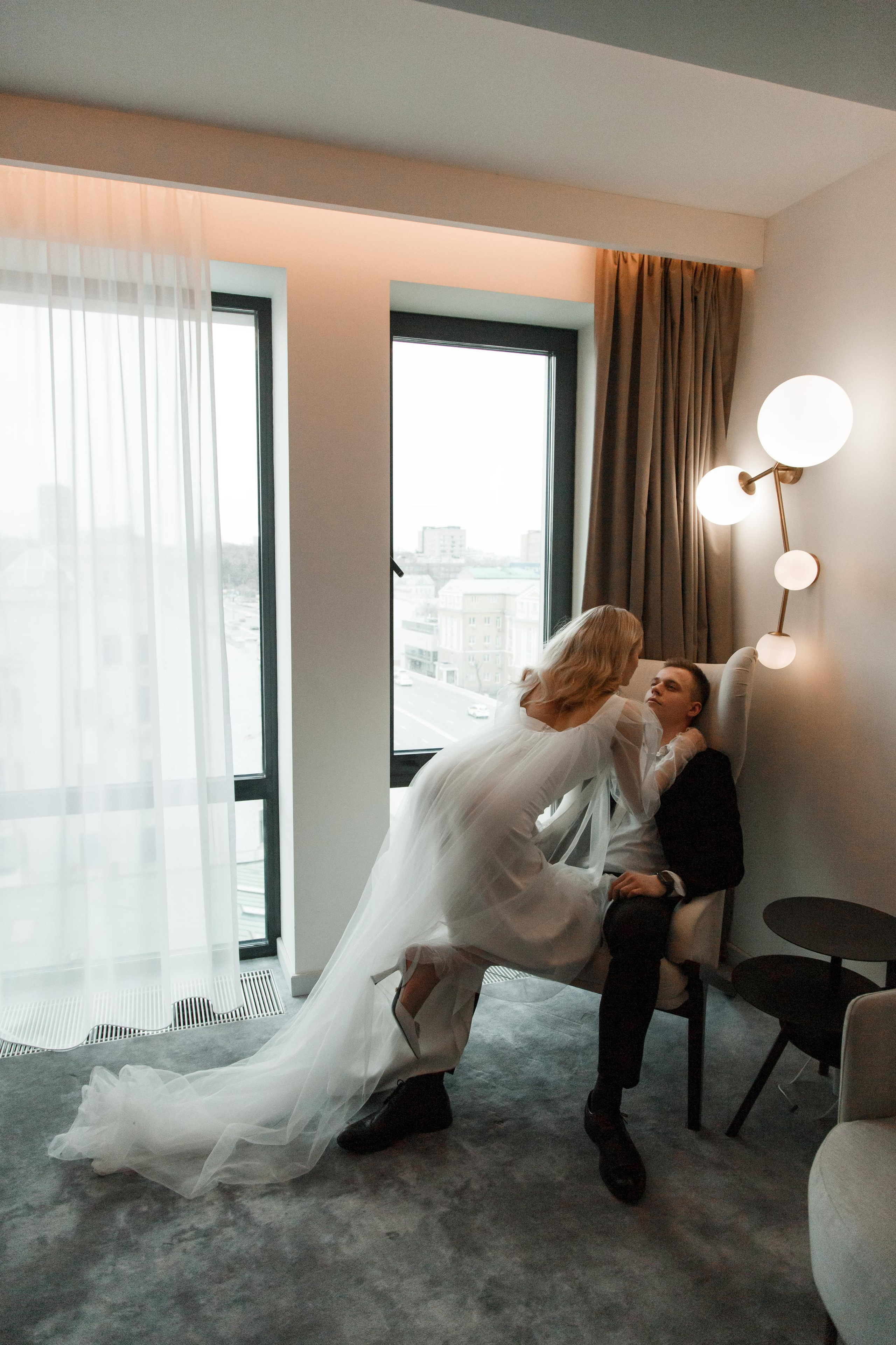 Свадебная фотосессия в отеле Movenpick. Свадебный и репортажный фотограф (Москва, Королев и другие)