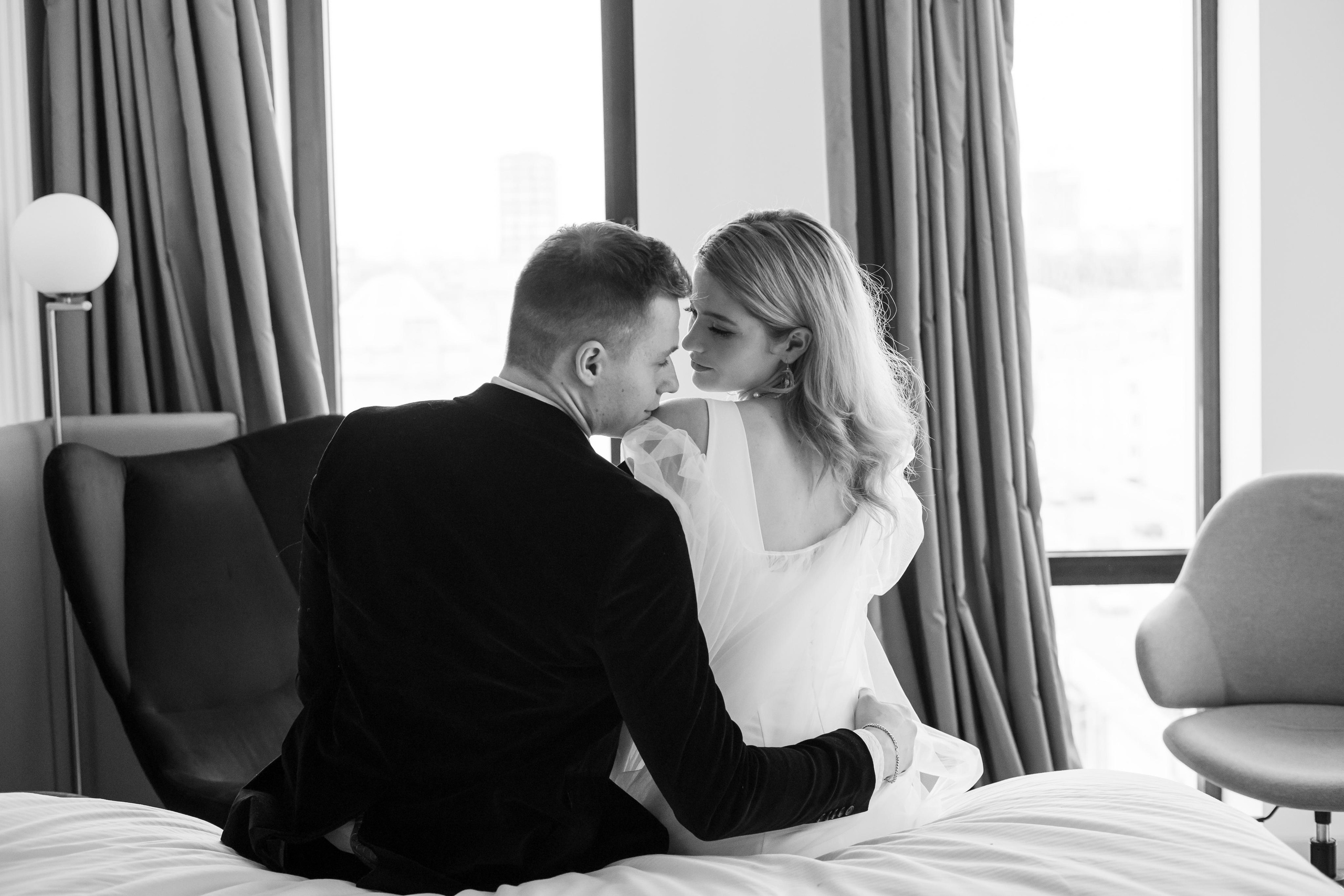 Свадебная фотосессия в отеле Movenpick. Свадебный и репортажный фотограф (Москва, Королев и другие)