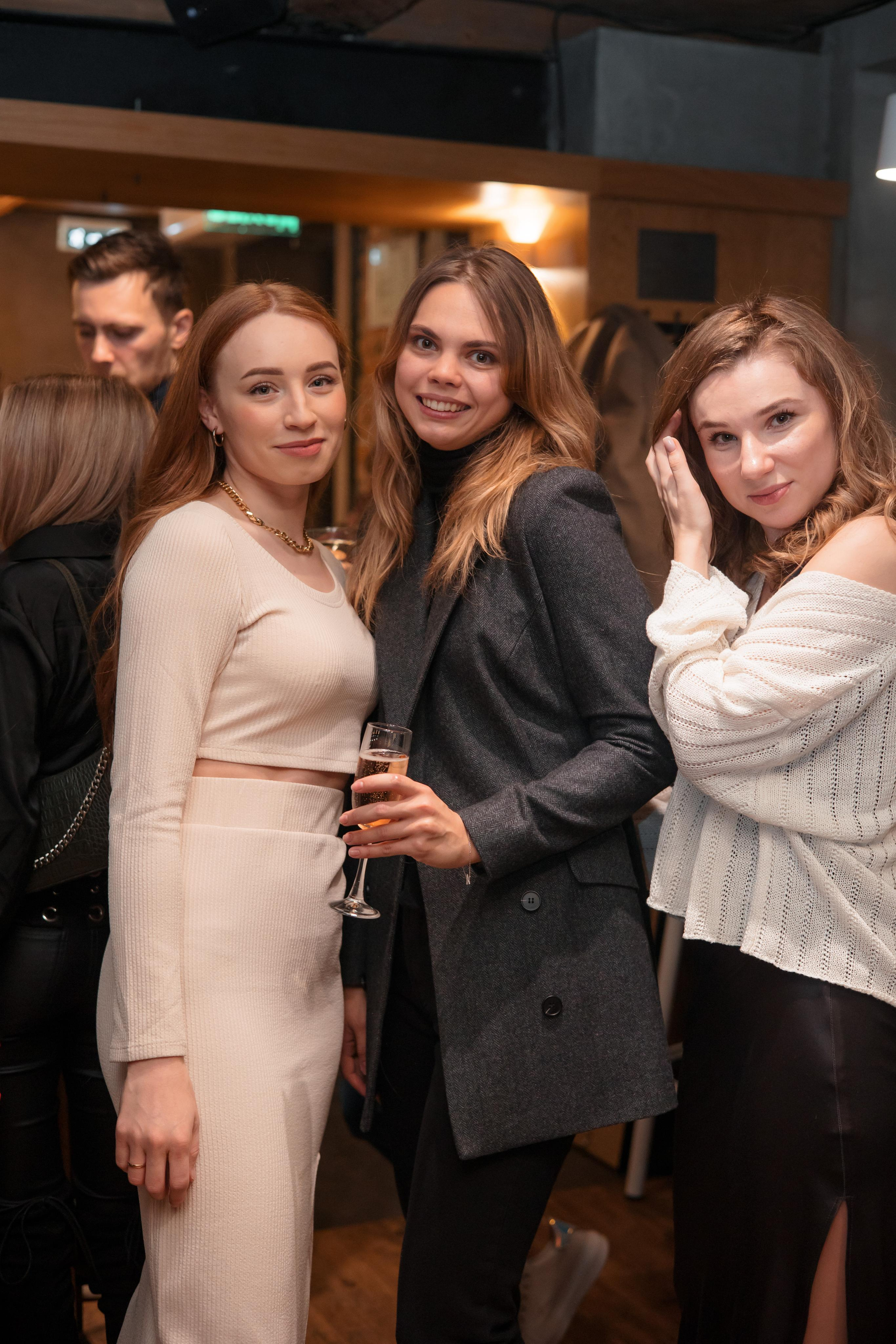 День рождения в баре «Too much». Свадебный и репортажный фотограф (Москва, Королев и другие)