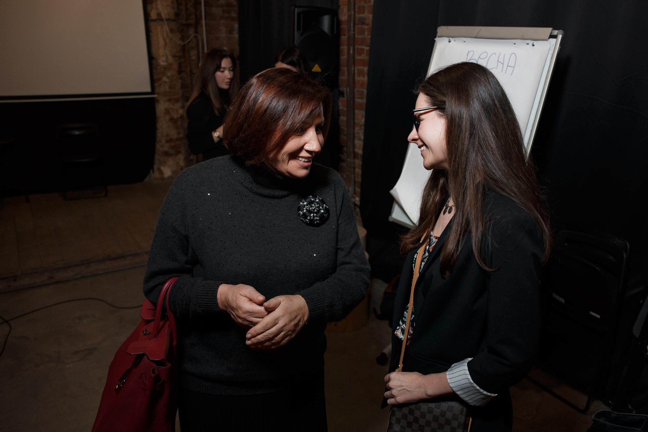 Марина Мелия — бизнес-портрет, Конференция. Свадебный и репортажный фотограф (Москва, Королев и другие)