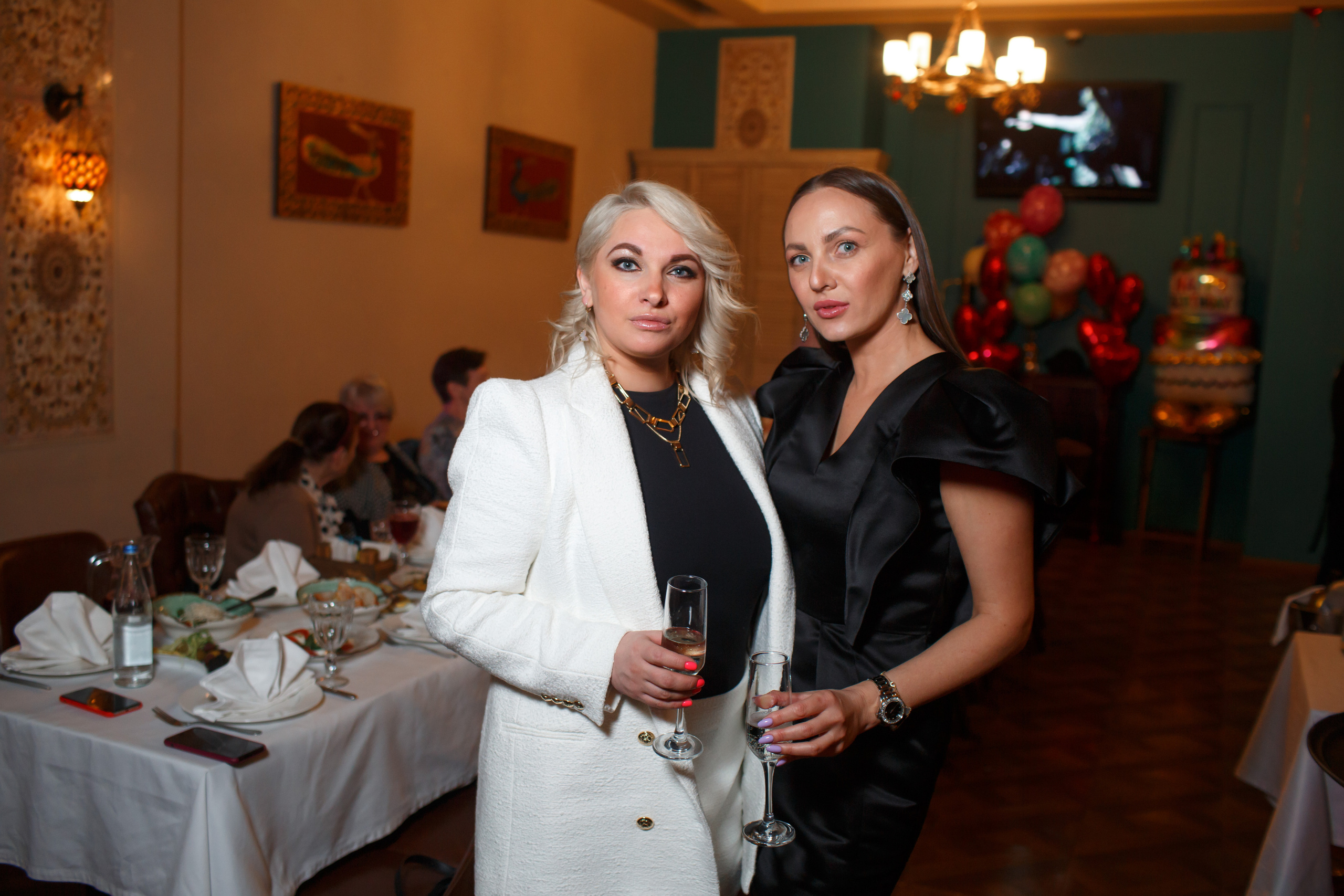 День рождения в ресторане «Дюшес». Свадебный и репортажный фотограф (Москва, Королев и другие)