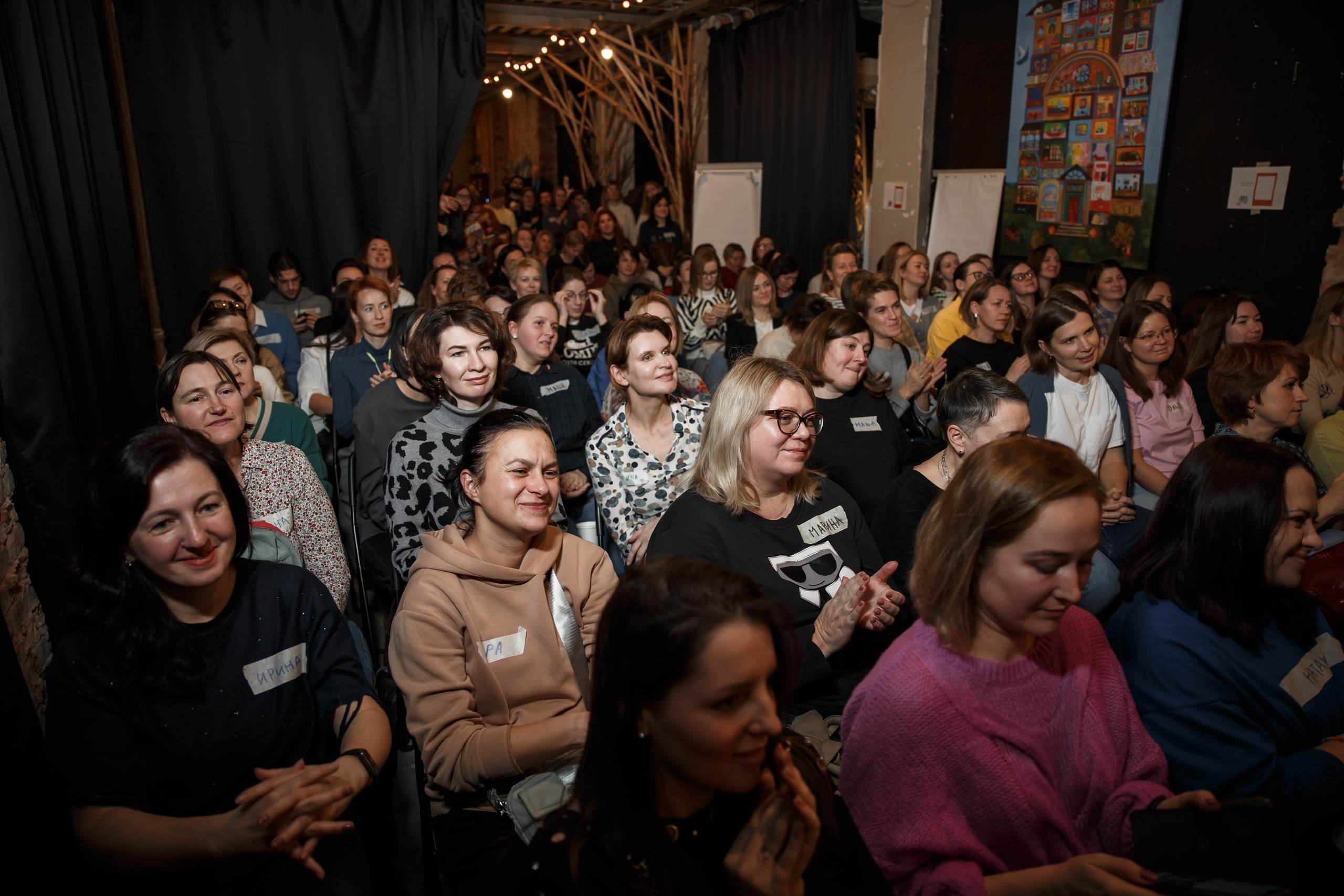 Марина Мелия — бизнес-портрет, Конференция. Свадебный и репортажный фотограф (Москва, Королев и другие)