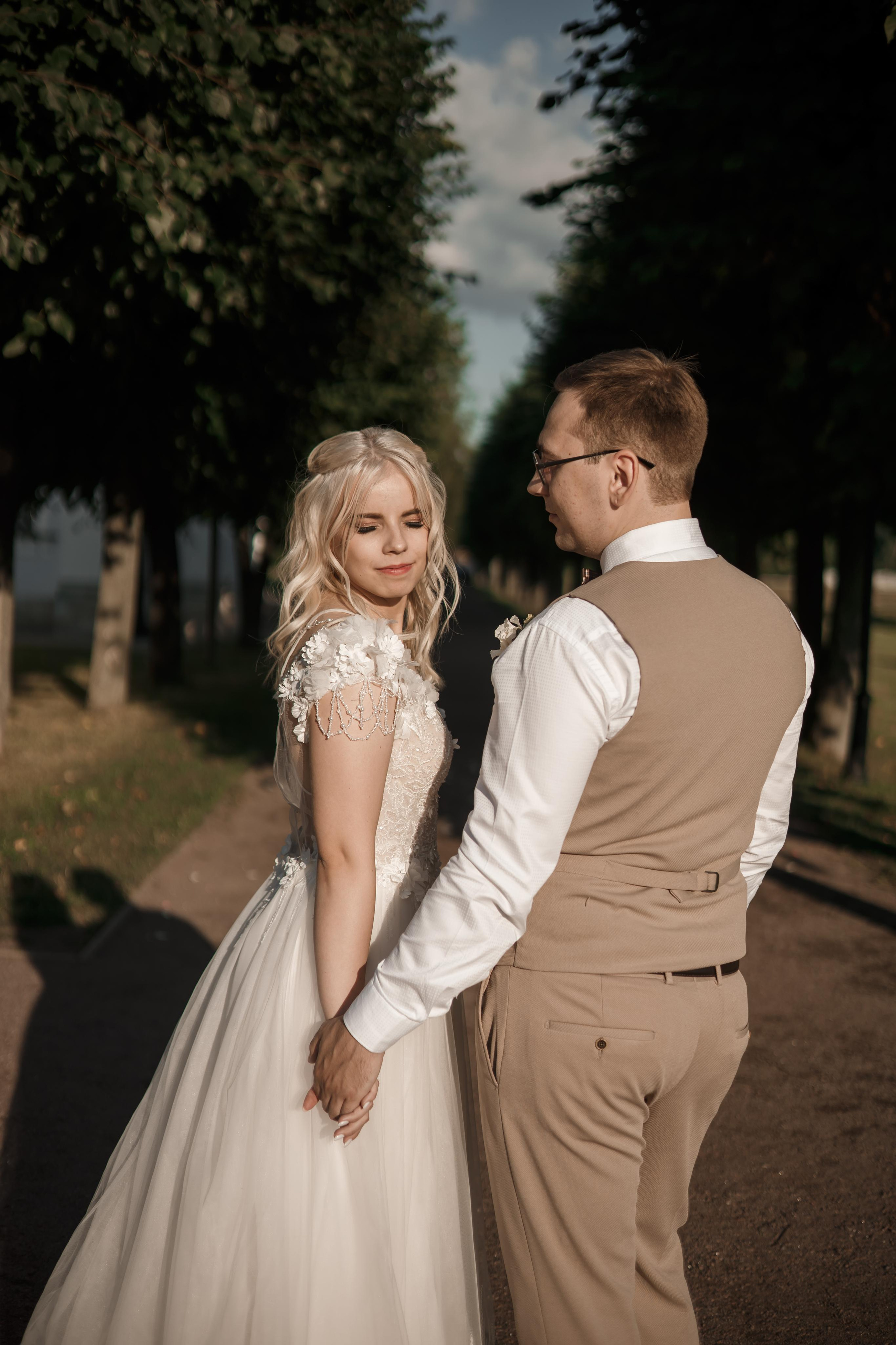 Виктория и Даниил, Железнодорожный + Кусково. Свадебный и репортажный фотограф (Москва, Королев и другие)