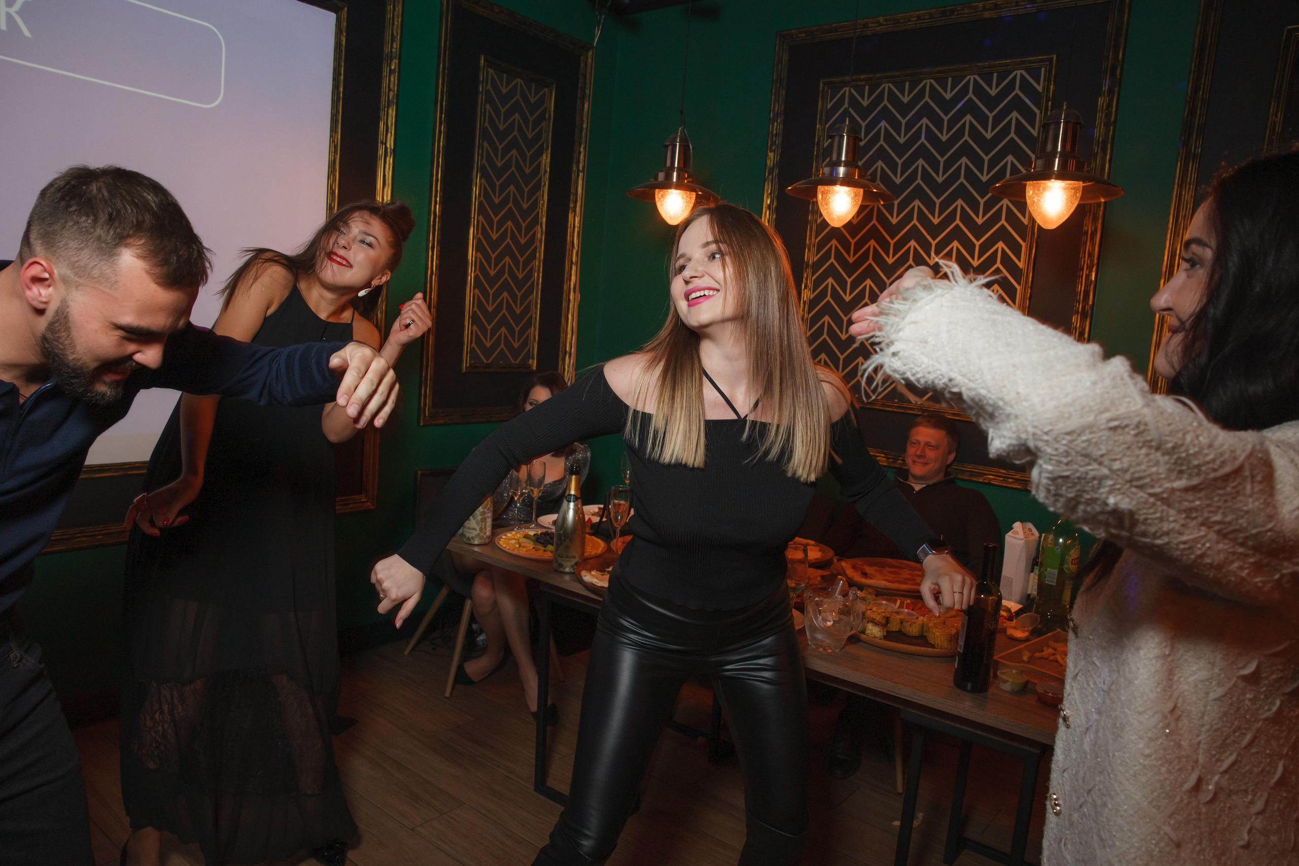 День рождения в лофте, квиз. Свадебный и репортажный фотограф (Москва, Королев и другие)