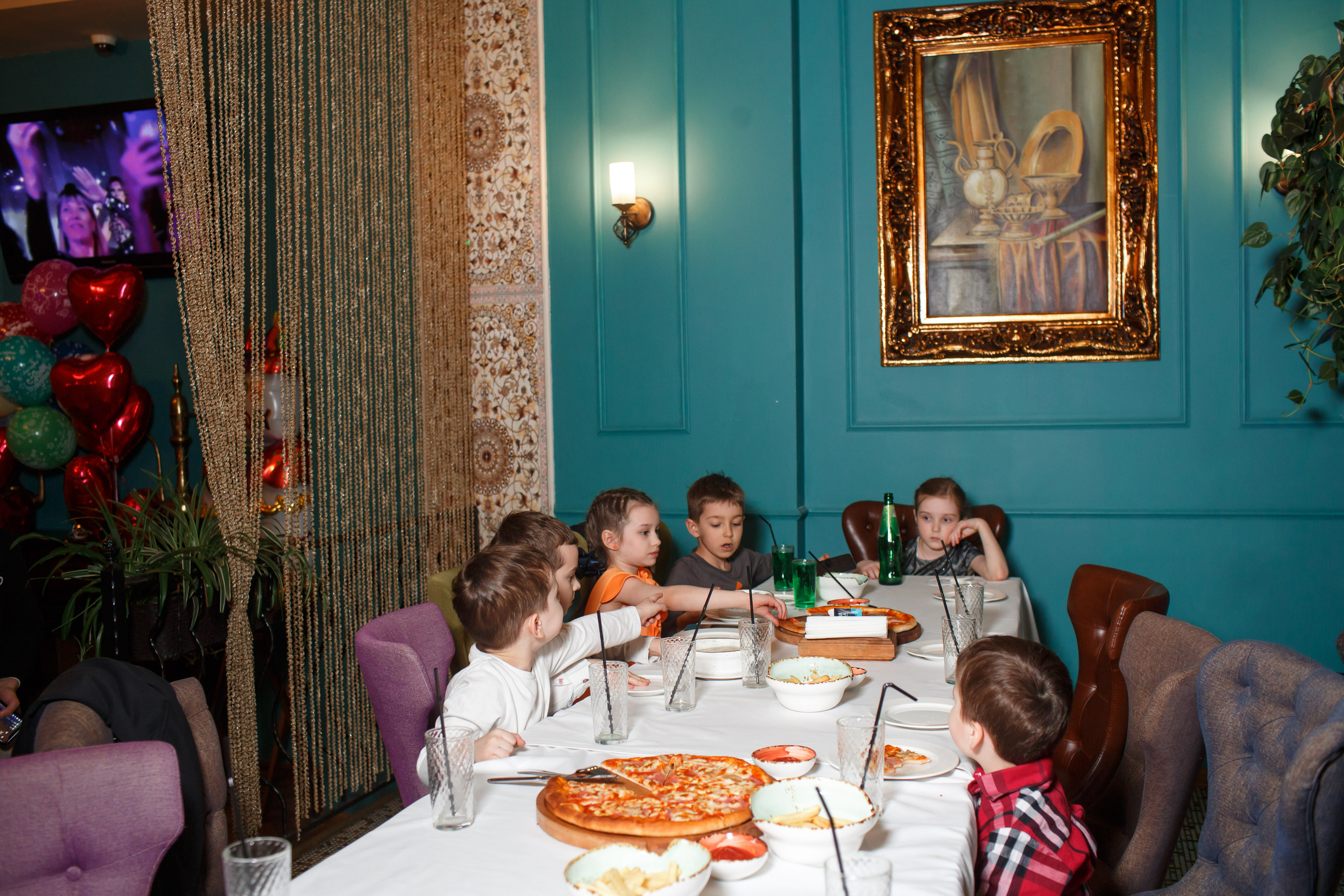 День рождения в ресторане «Дюшес». Свадебный и репортажный фотограф (Москва, Королев и другие)