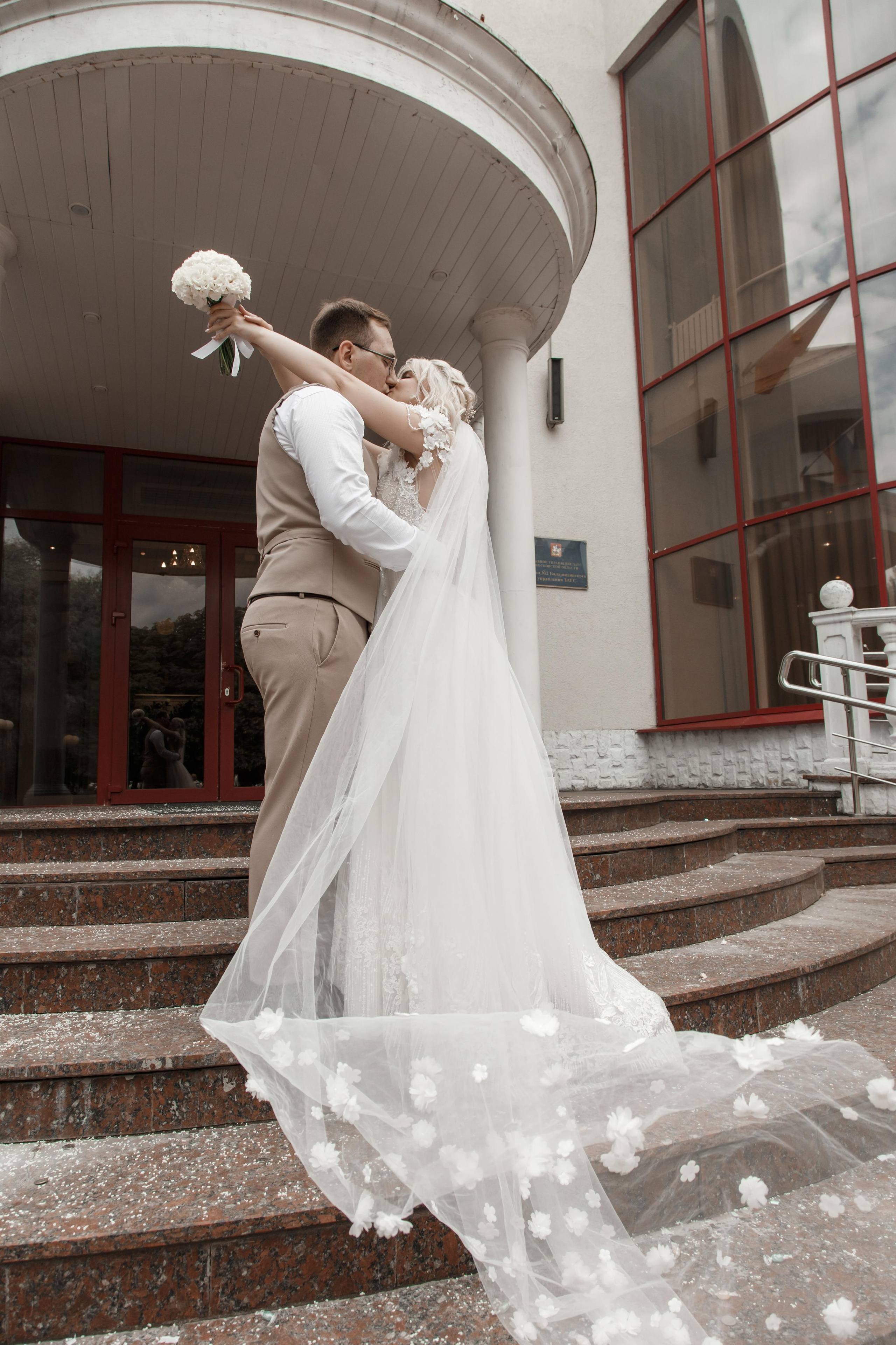 Виктория и Даниил, Железнодорожный + Кусково. Свадебный и репортажный фотограф (Москва, Королев и другие)
